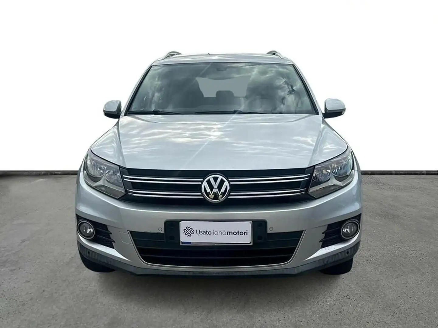 Volkswagen Tiguan 2.0 tdi Sport&Style 4motion 140cv dsg Argento - 2