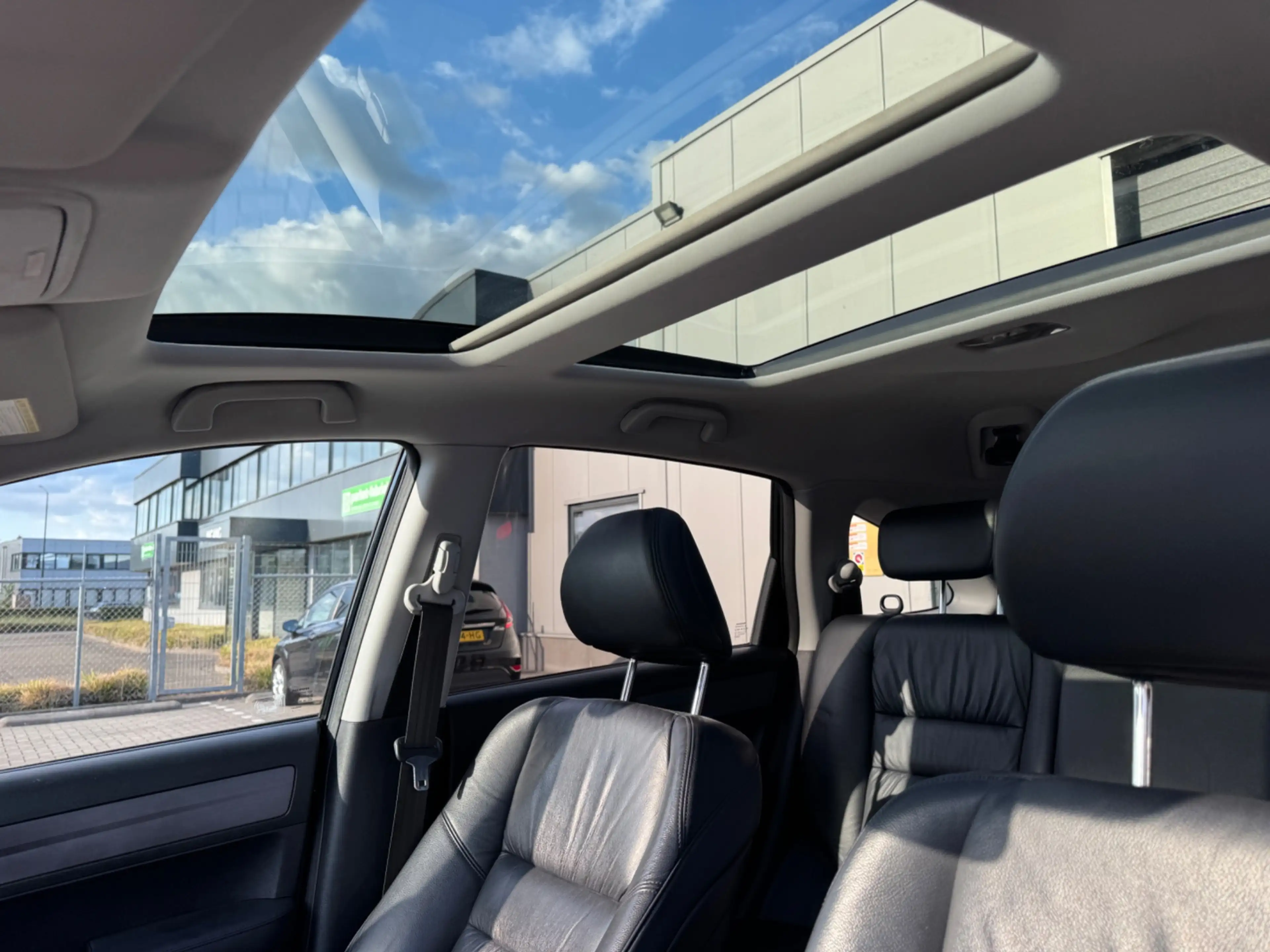 Honda CR-V 2.0i Executive — photo 12