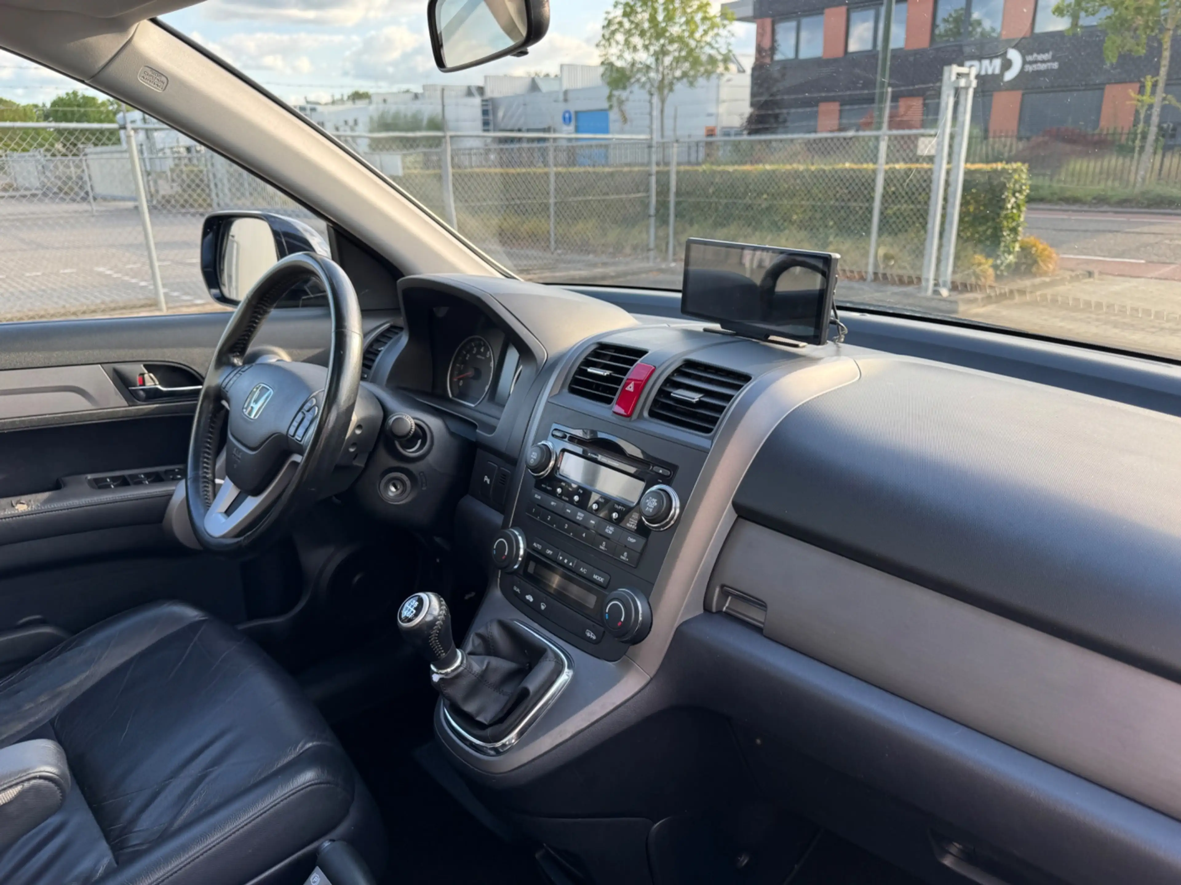 Honda CR-V 2.0i Executive — photo 18