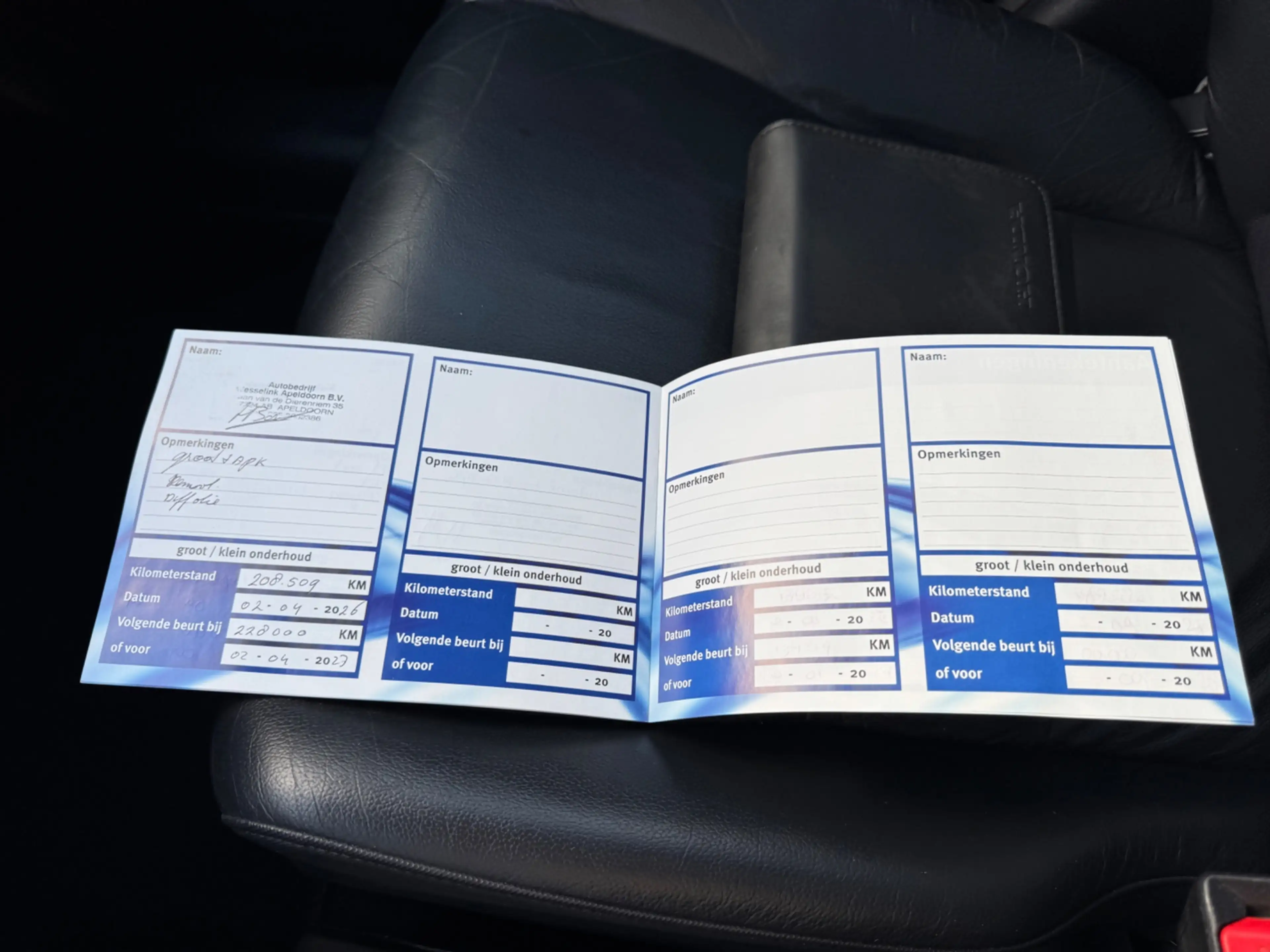 Honda CR-V 2.0i Executive — photo 32