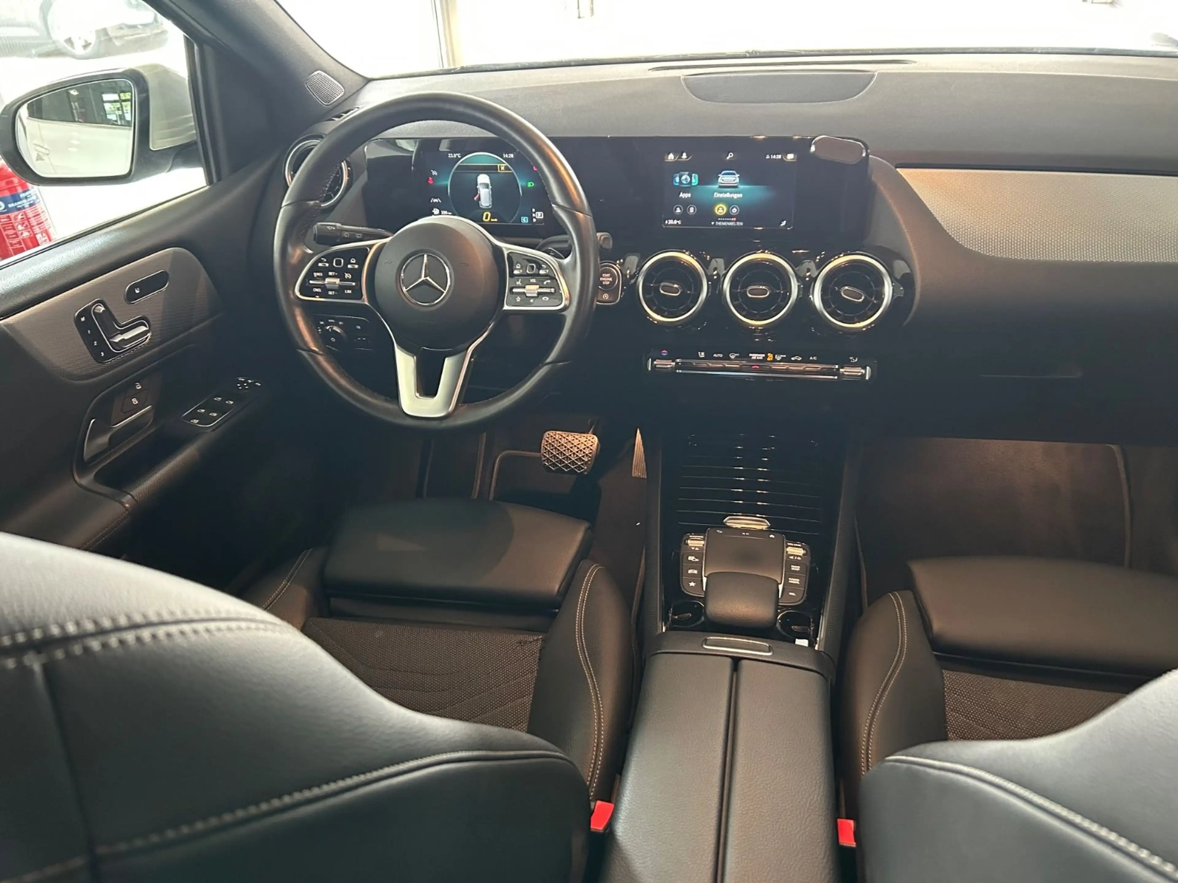 Mercedes-Benz B 200 d Automatik Sport Navi Leder Memory 360 cam — photo 9