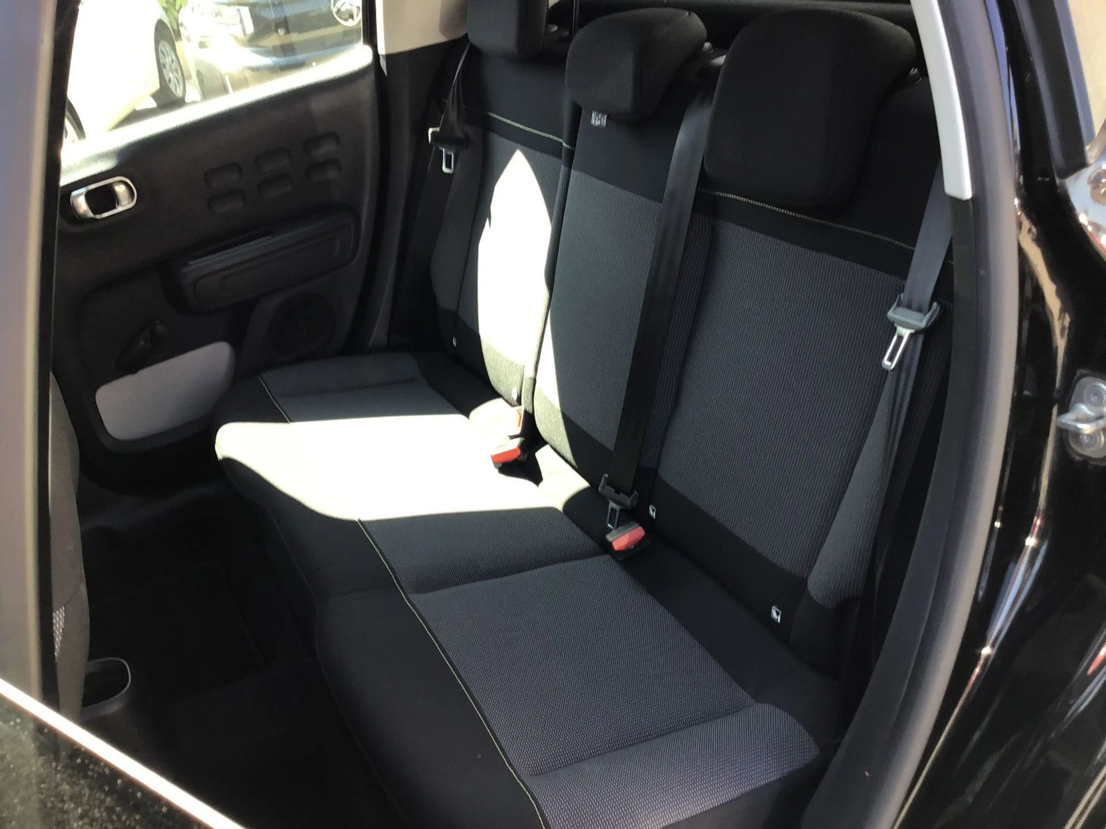 Citroen C3 Feel — photo 15
