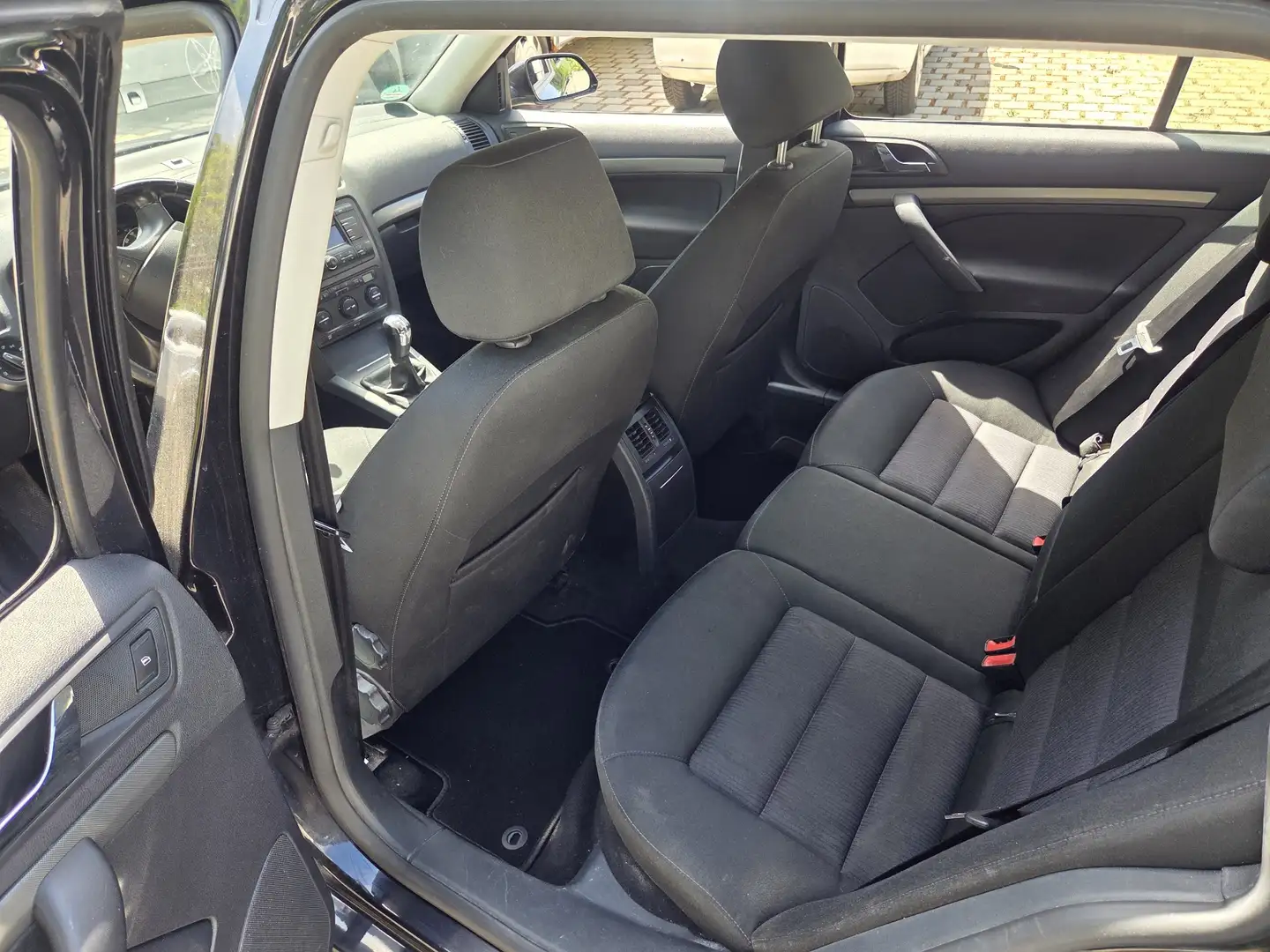 Skoda Octavia Elegance Schwarz - 2