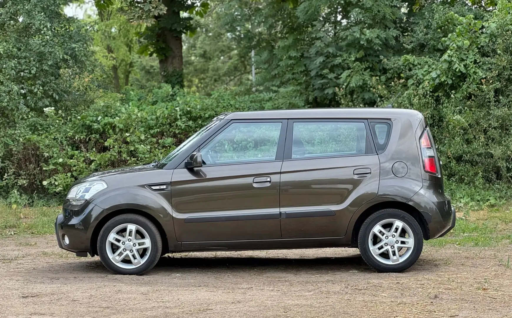Kia Soul 1.6 Automatik Klima TÜV neu Braun - 2