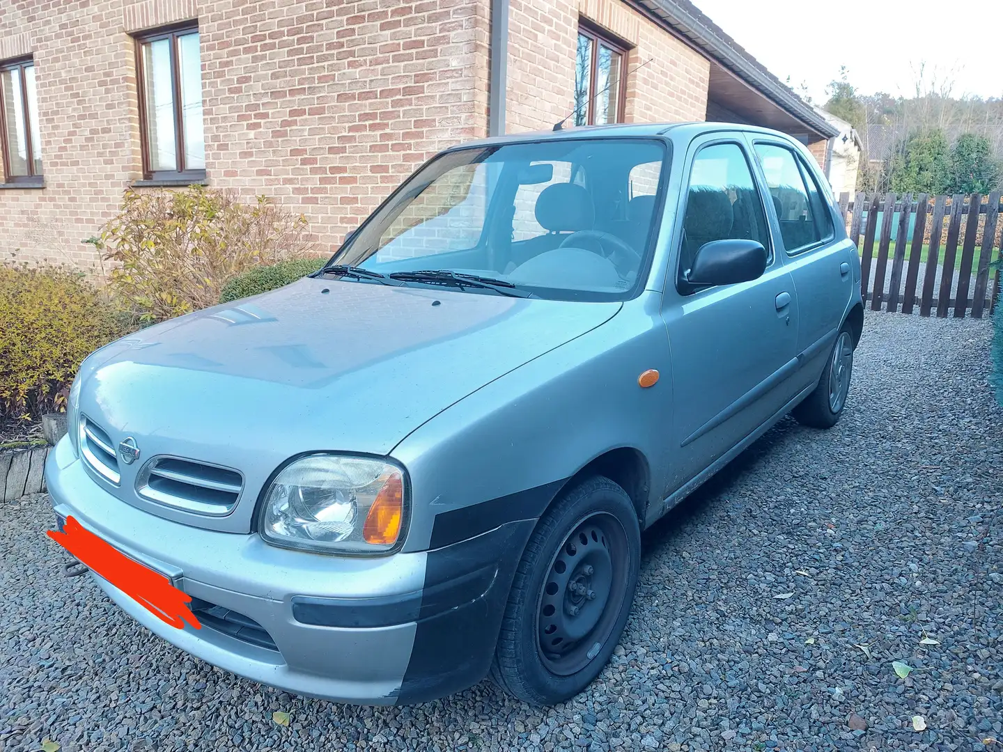 Nissan Micra 1.4i 16v Comfort Plus N-CVT Argent - 1