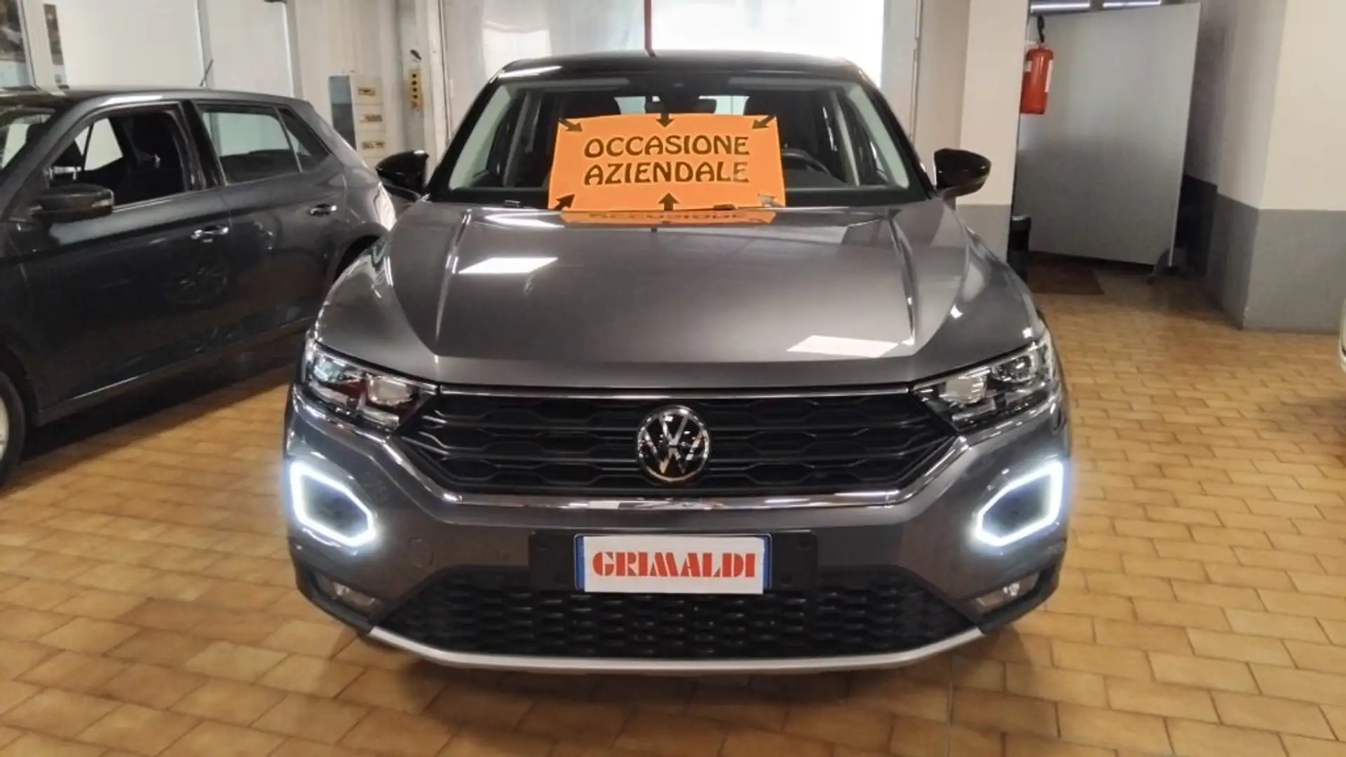 Volkswagen T-Roc 1.5 TSI DSG Advanced Grigio - 2