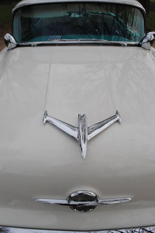 Oldsmobile type 98 Holliday 1956, foto 8