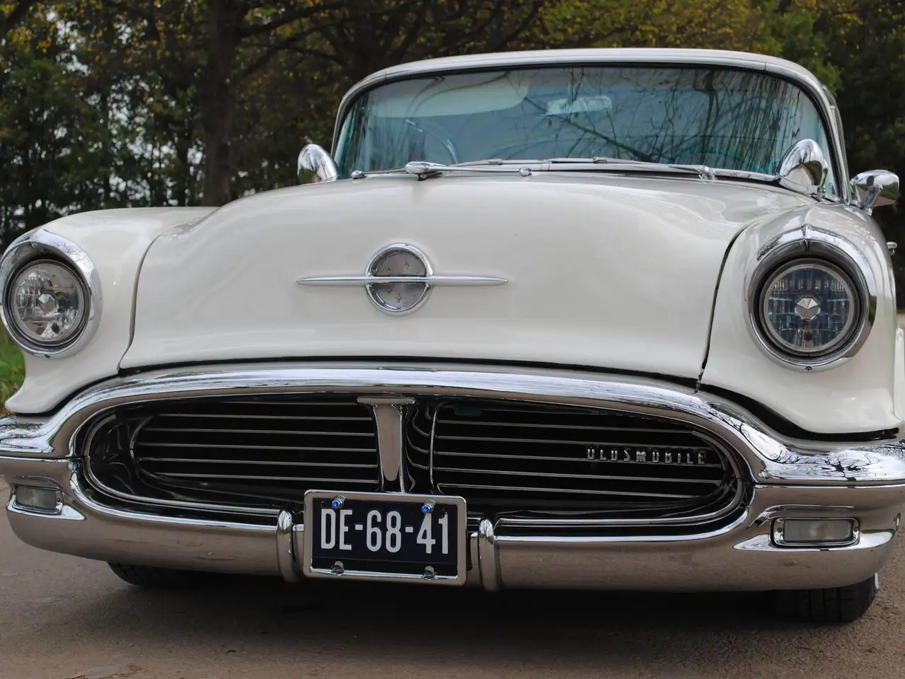 Oldsmobile type 98 Holliday 1956, foto 3