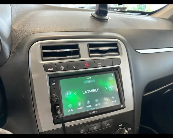 Fiat Grande Punto view 12
