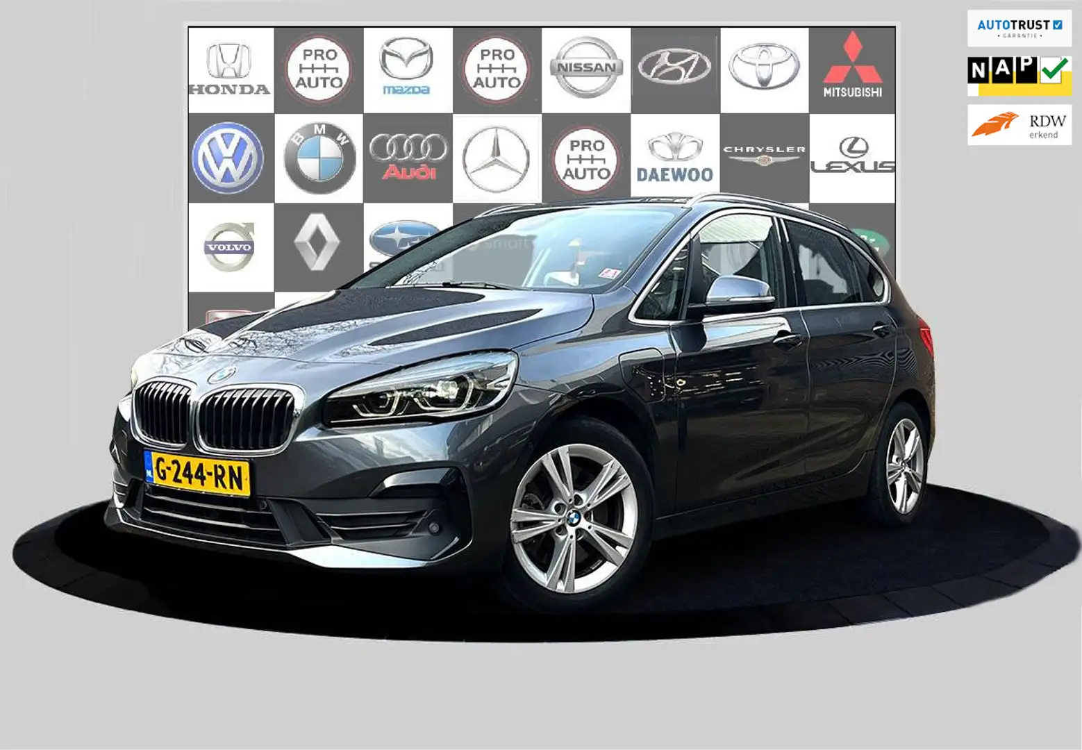 BMW 225 2-serie Active Tourer 225xe iPerformance eDrive Ed Grijs - 1