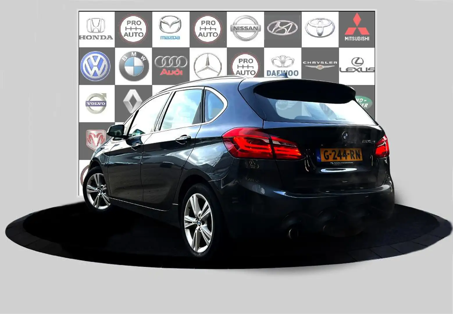 BMW 225 2-serie Active Tourer 225xe iPerformance eDrive Ed Grijs - 2