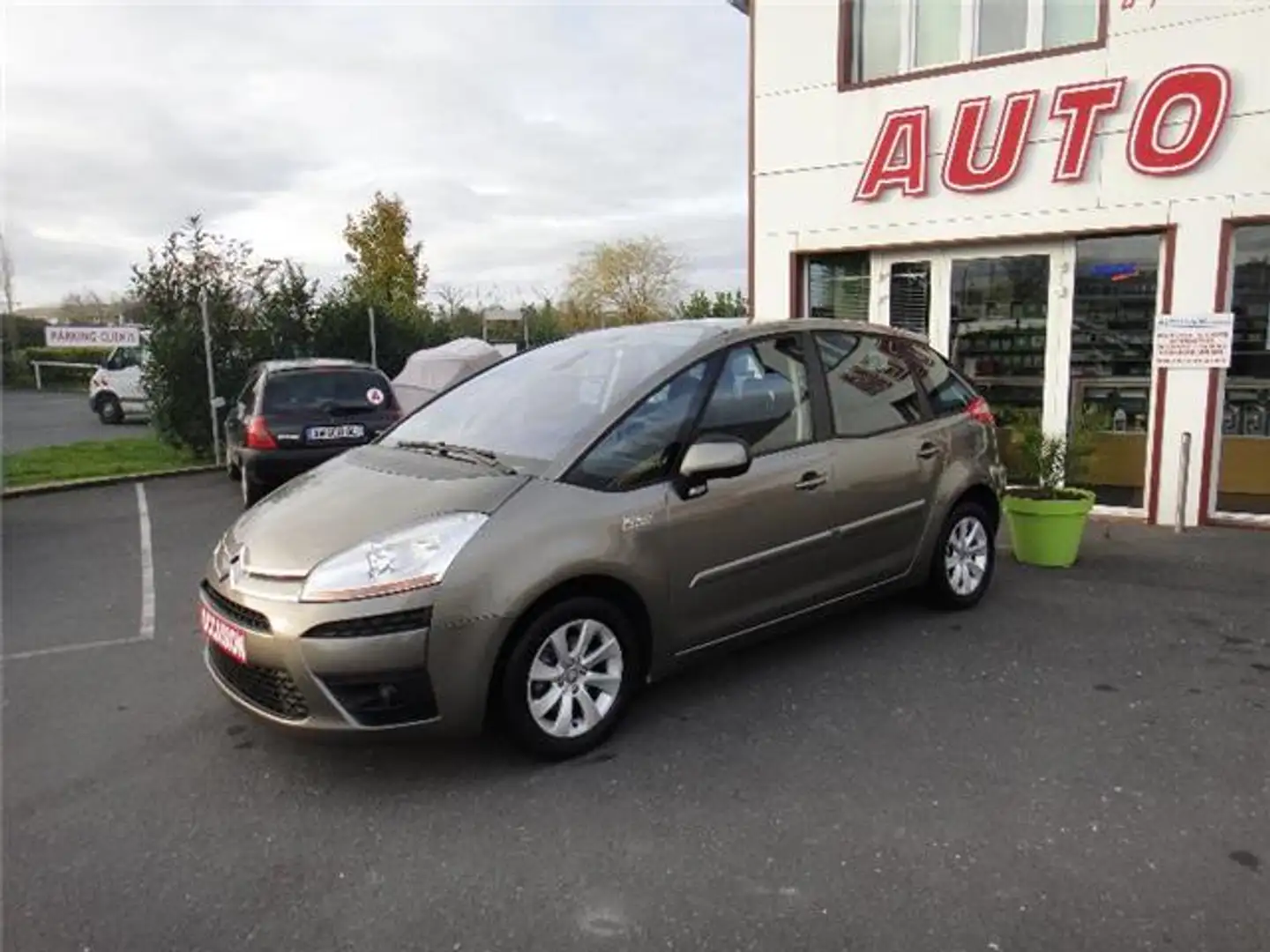 Citroen C4 Picasso 1.6 HDI110 FAP PACK AMBIANCE Gris - 1