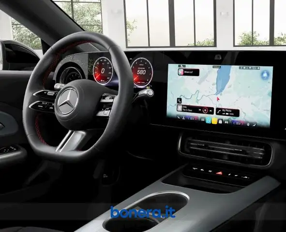 Mercedes-Benz Cla view 6