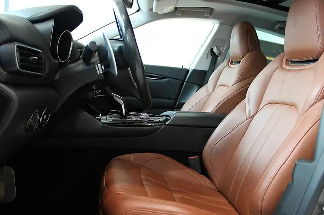 Maserati Levante GTS Q4 **Traumhafte Ausstattung** Ansicht 10