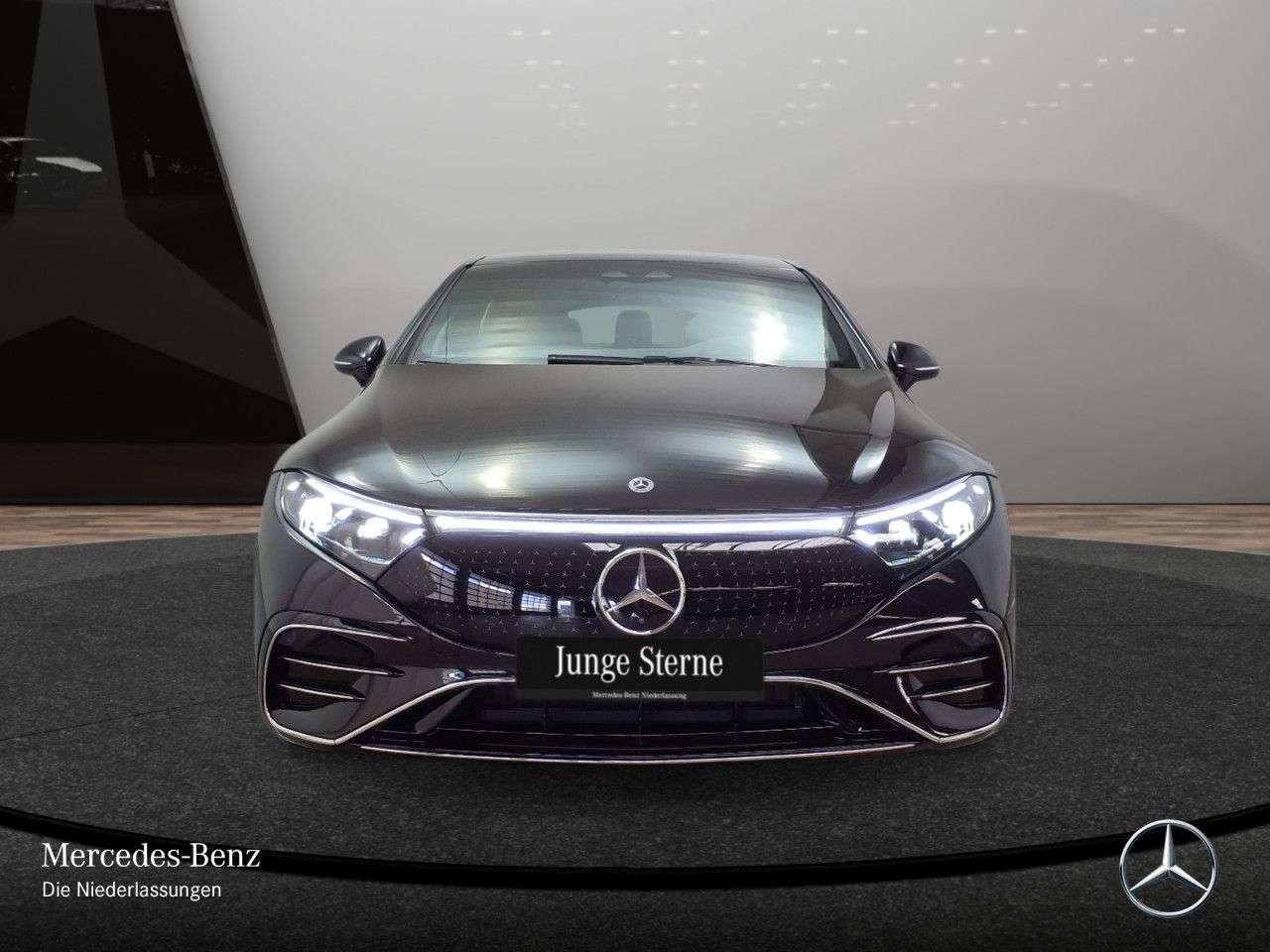 Mercedes-Benz EQS
