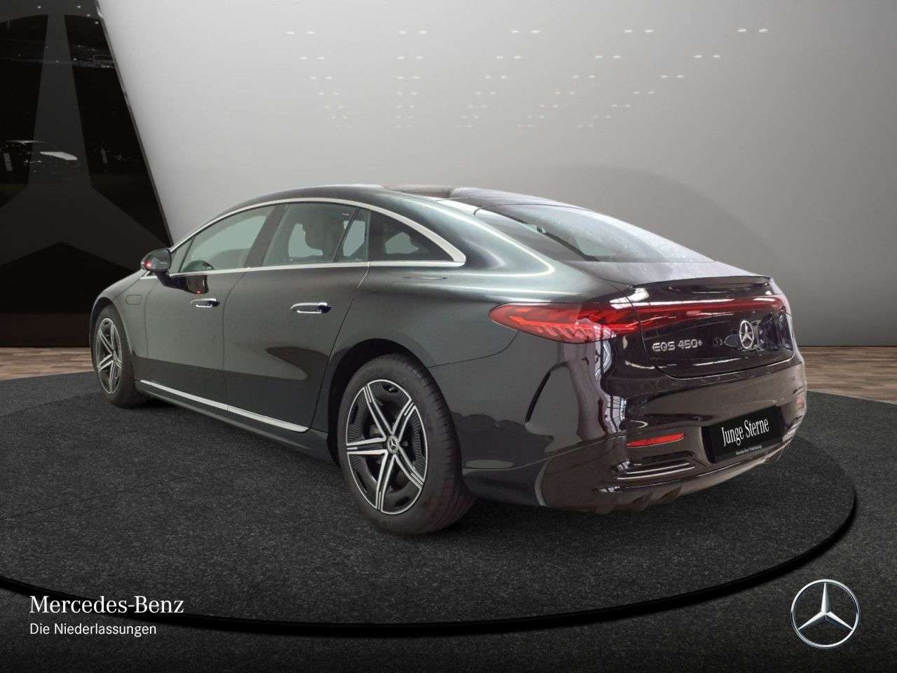 Mercedes-Benz EQS