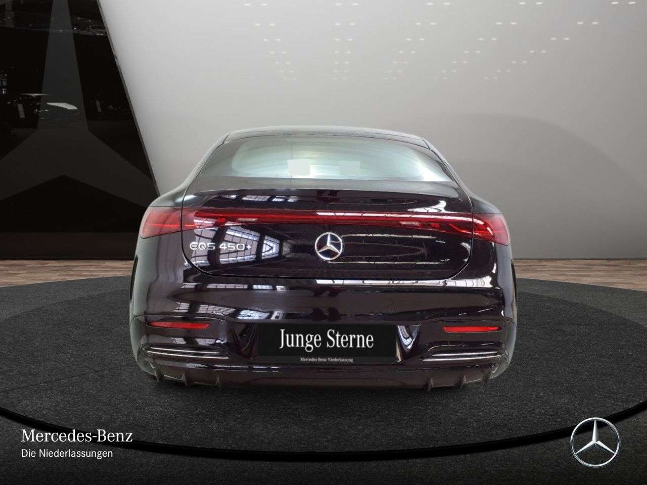 Mercedes-Benz EQS