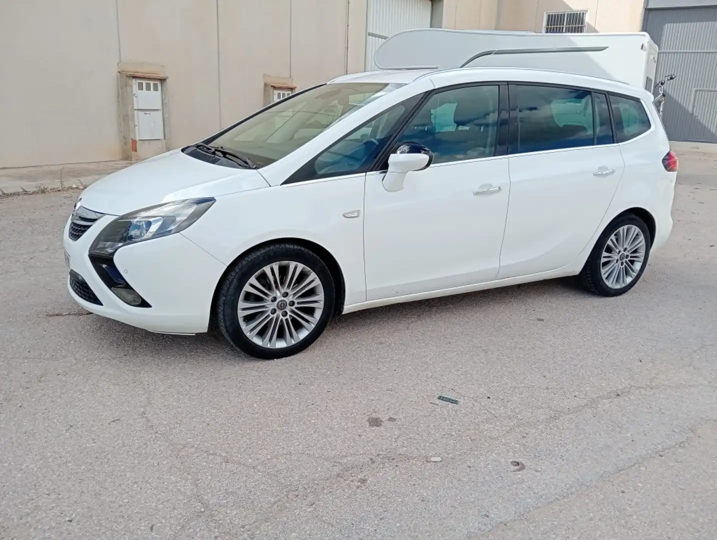 Opel Zafira Tourer 2.0CDTi Excellence 130 Blanco - 1