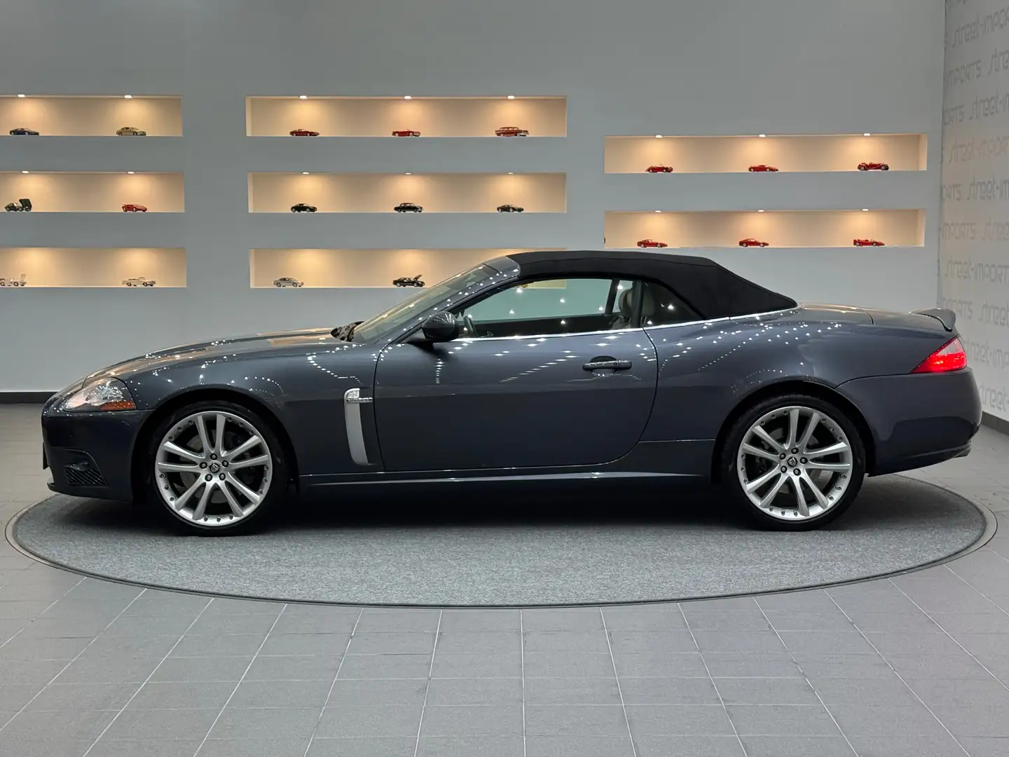 Jaguar XKR 4,2 V8 S/C Kompressor Supercharged Cabrio Grau - 2