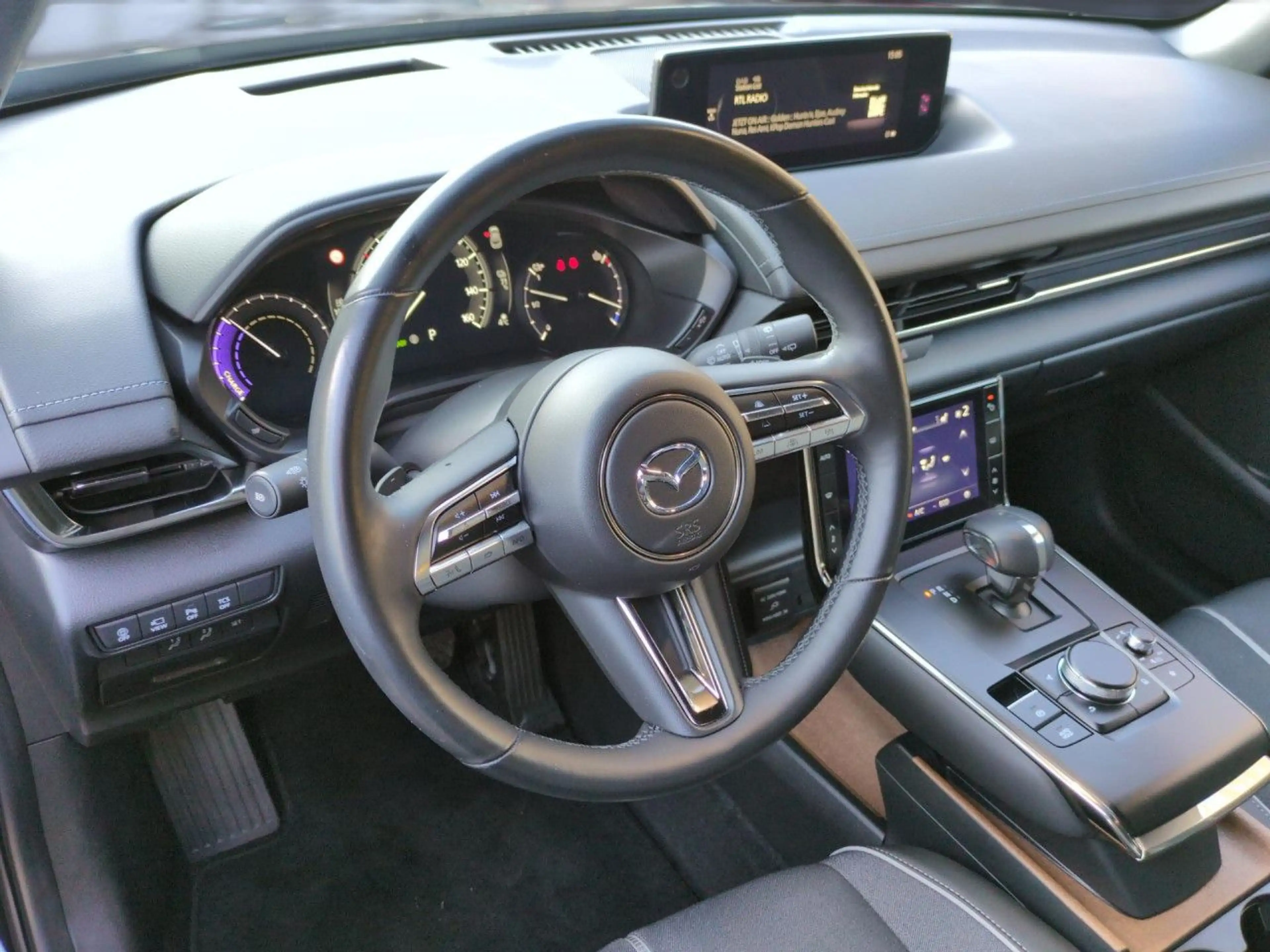 Mazda MX-30 e-SKYACTIV Makoto Automatik Bluetooth Navi — photo 11
