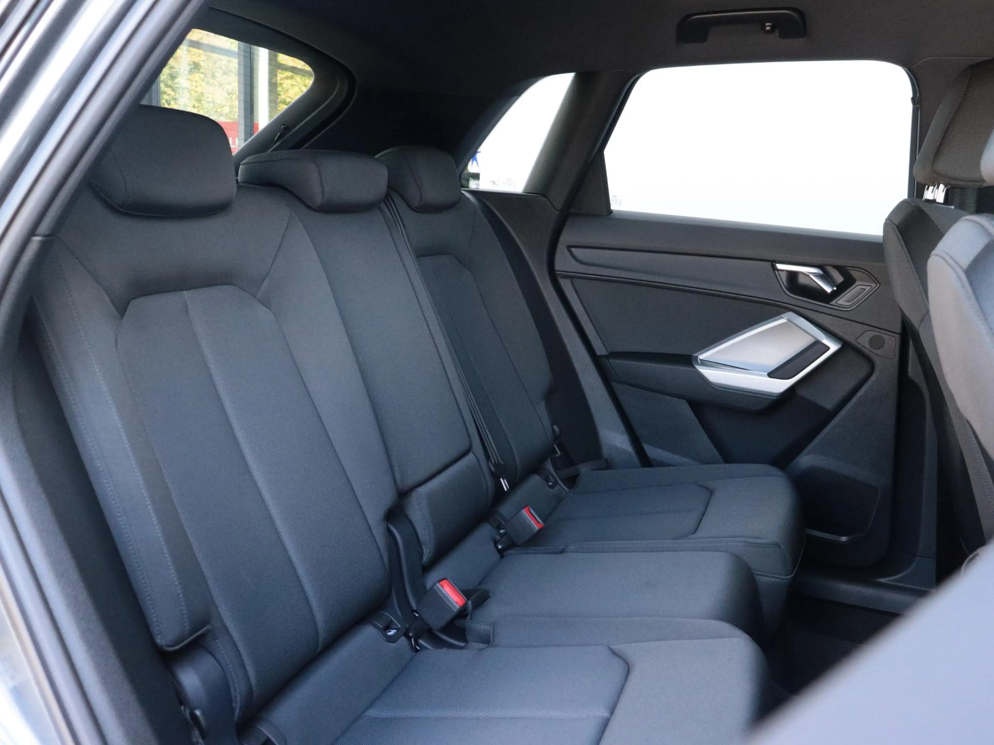 Audi Q3 45 TFSI e S edition | Trekhaak | Achteruitrijcamer — photo 10