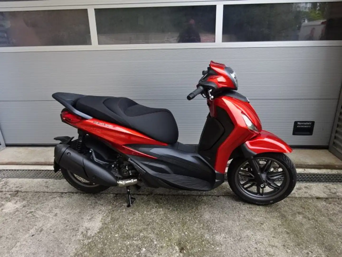 Piaggio Beverly 300 S Orange - 1
