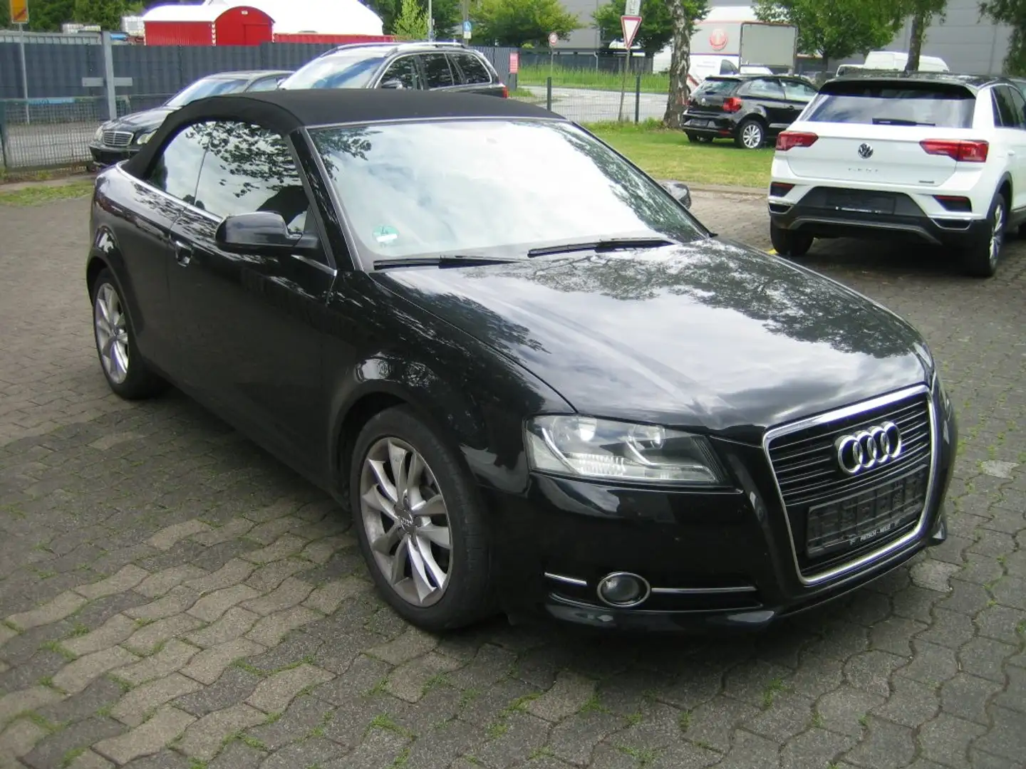 Audi A3 Ambition!2.Hd!!Scheckheft!!TOP!! Schwarz - 2