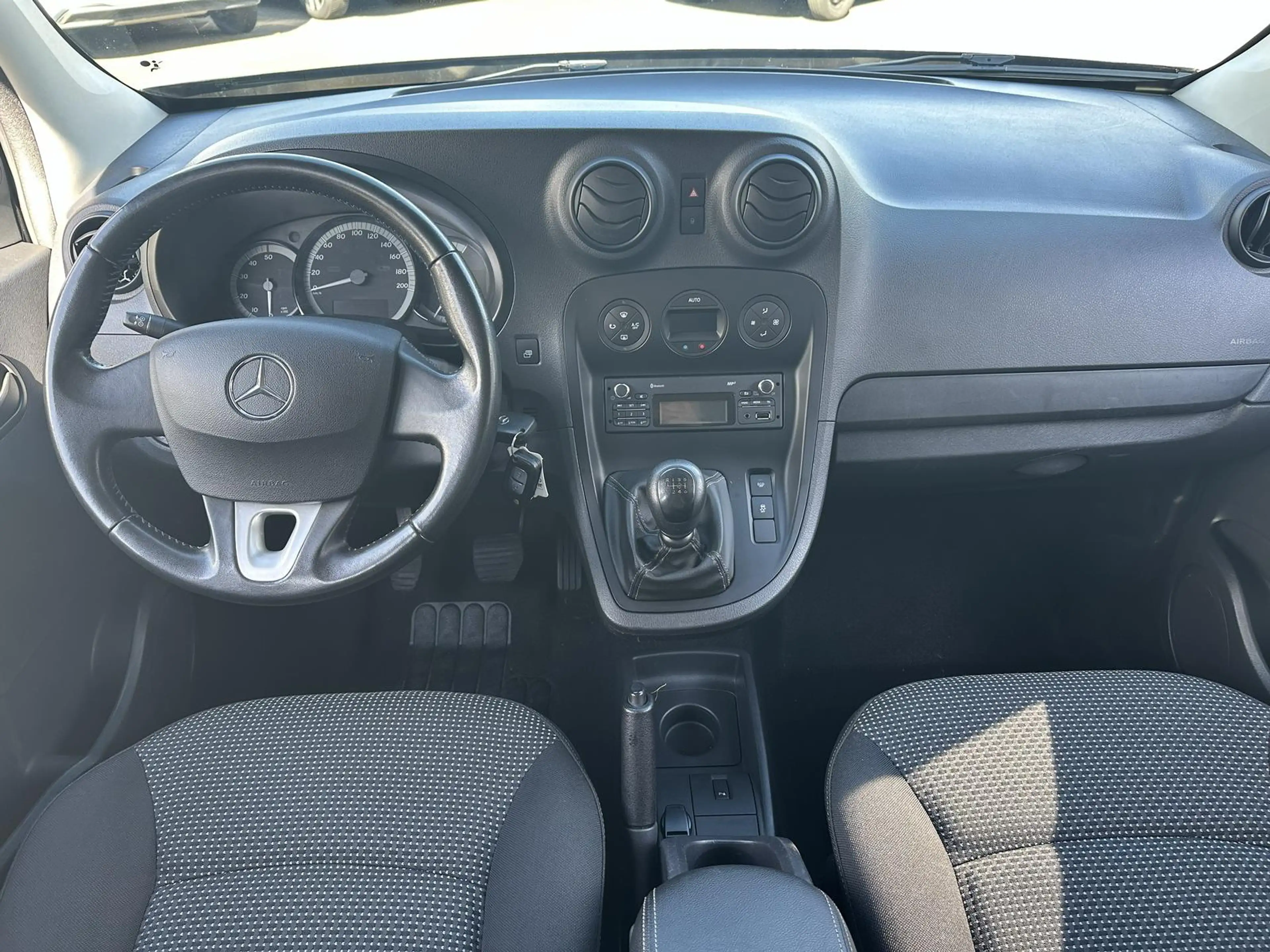 Mercedes-Benz Citan 1.5 CDI Klimaauto*AHK*PDC*Alu — photo 10