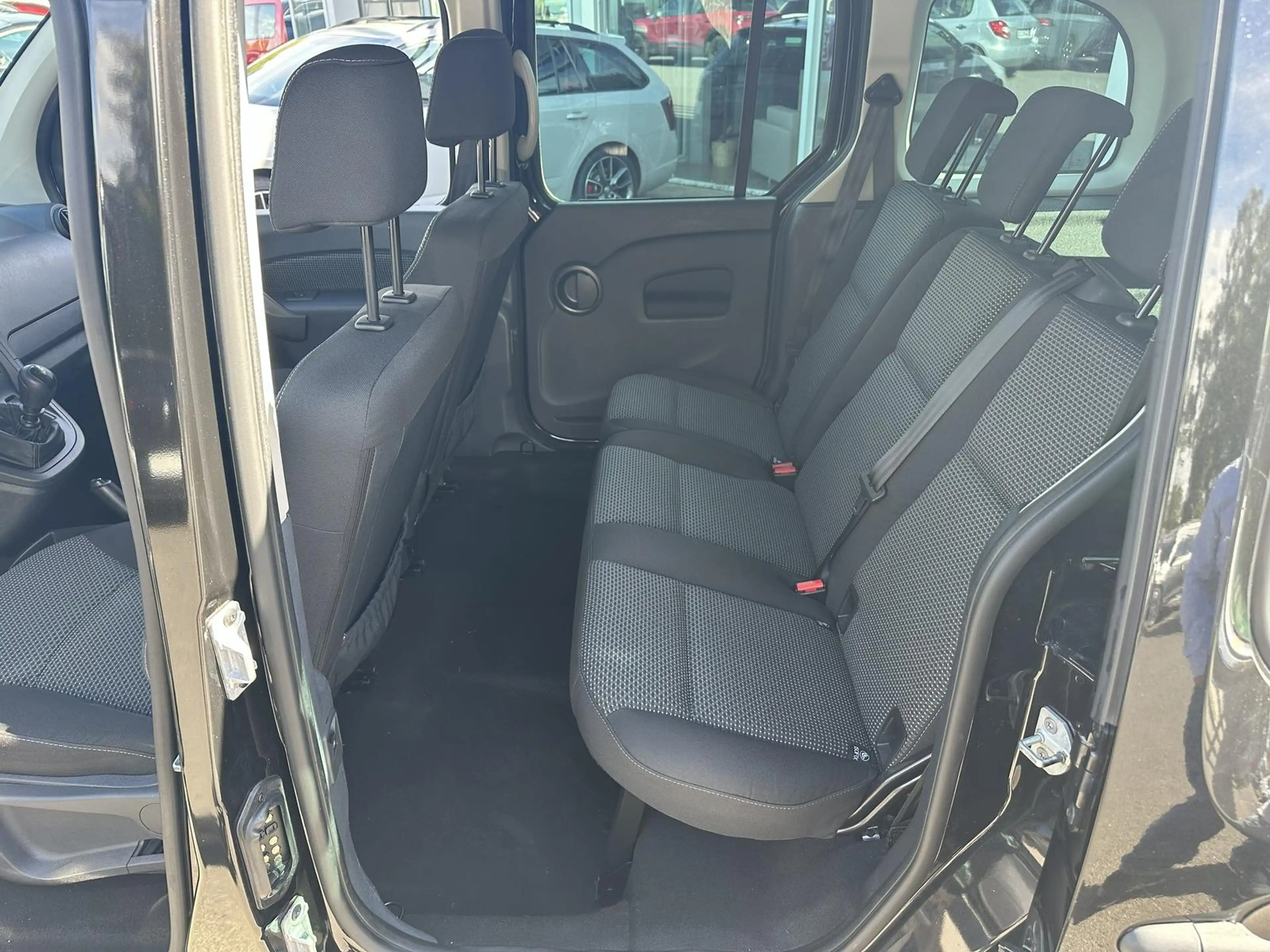 Mercedes-Benz Citan 1.5 CDI Klimaauto*AHK*PDC*Alu — photo 20