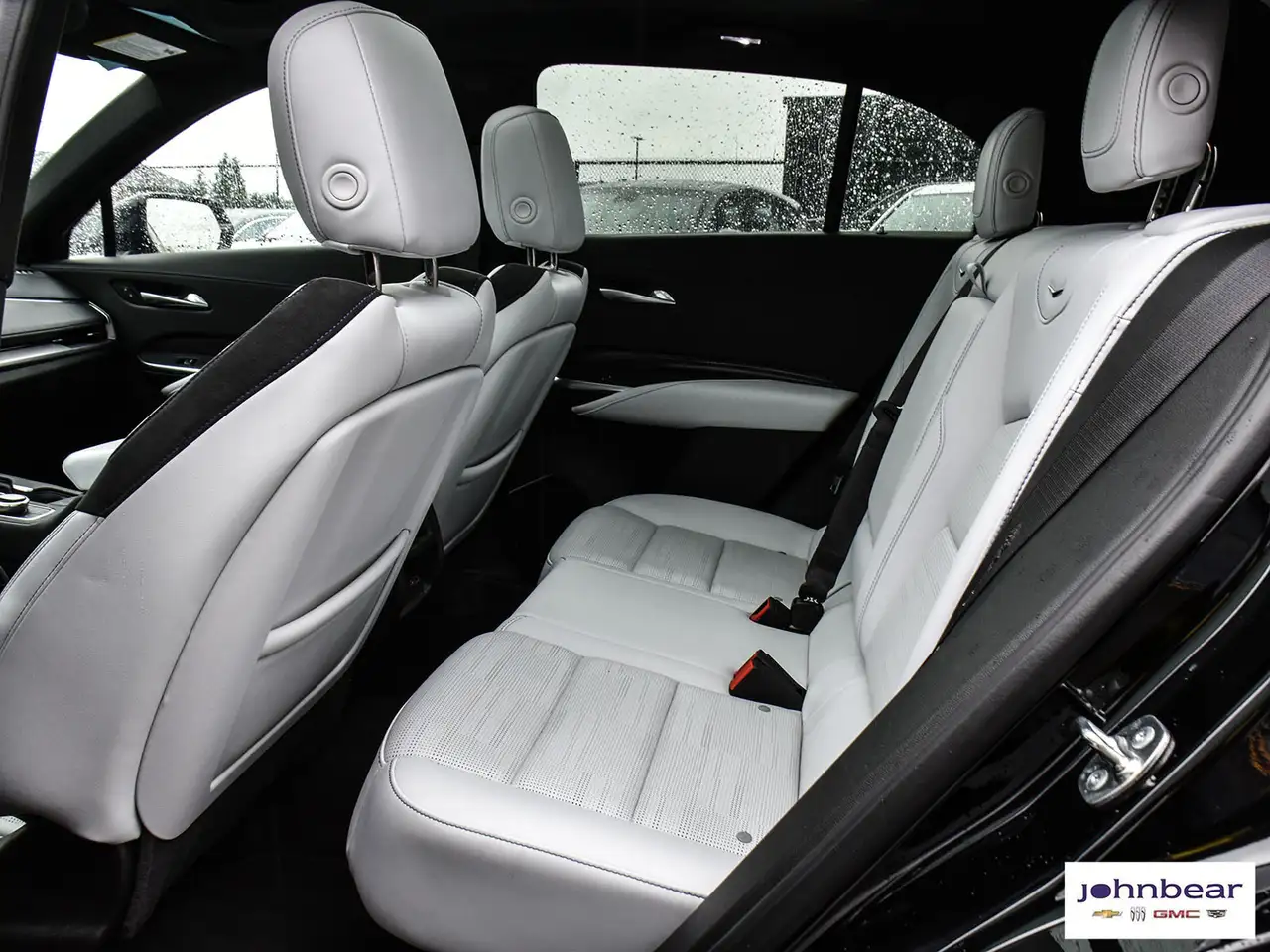 Cadillac XT4 снимка Cadillac XT4