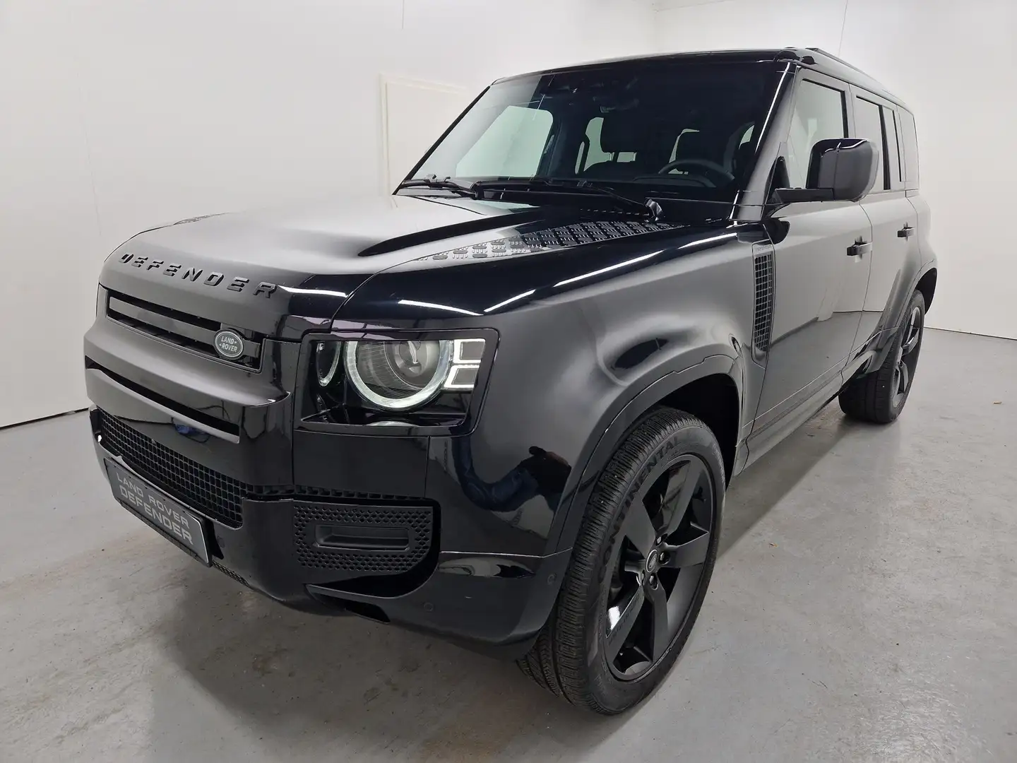 Land Rover Defender 110 D200 X-Dynamic SE Extended Black Schwarz - 1