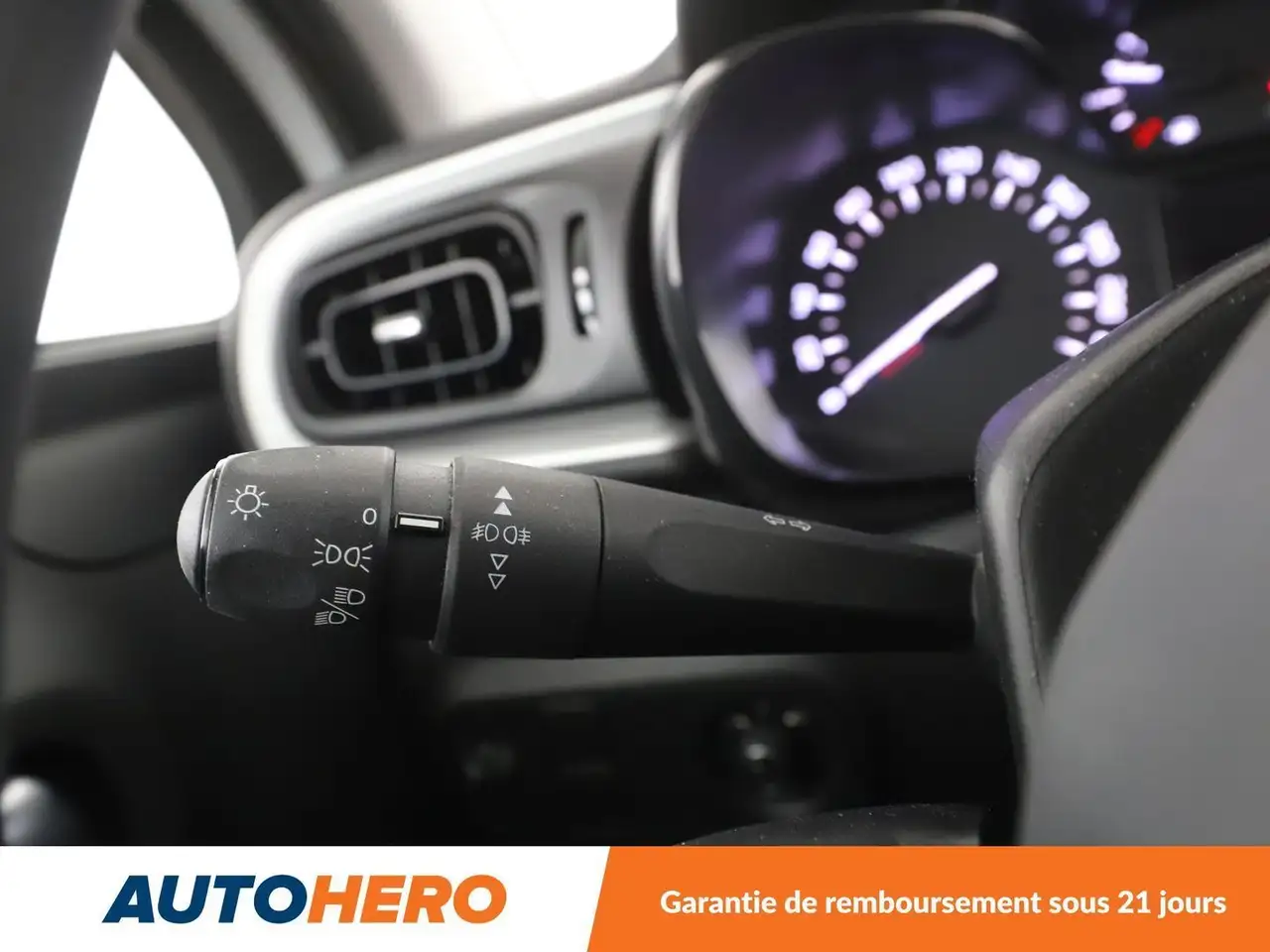 Citroen C3 C3 — photo 29