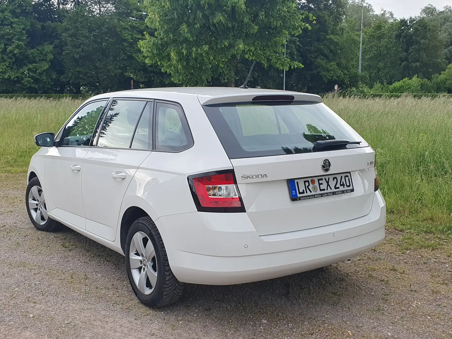 Skoda Fabia Fabia Combi 1.2 TSI Style Weiß - 2