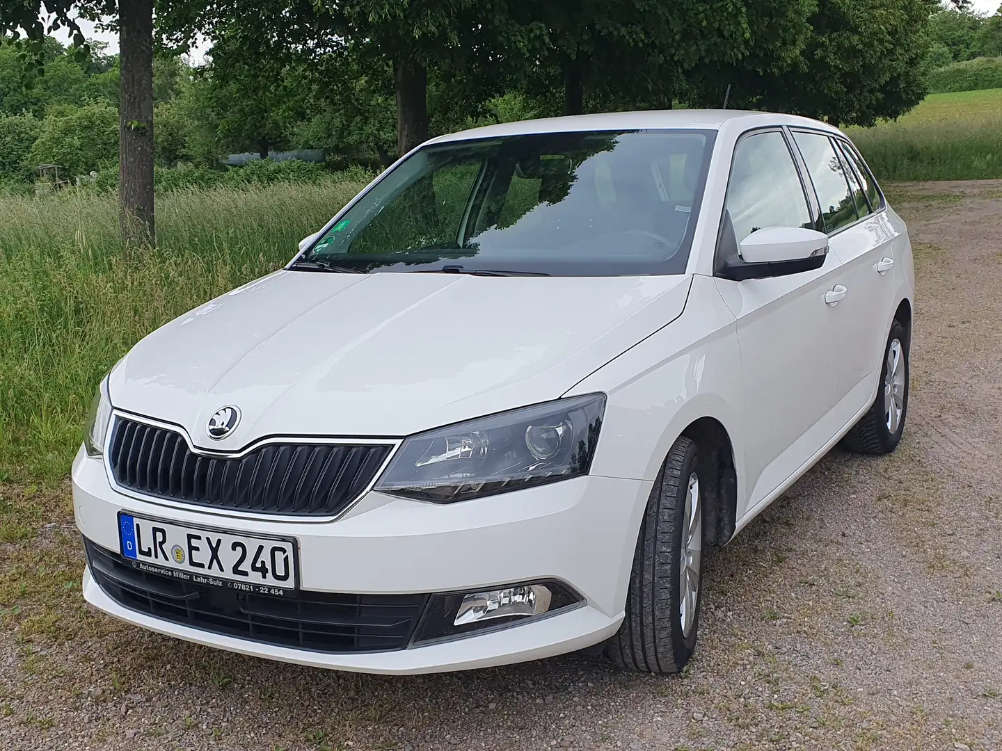 Skoda Fabia Fabia Combi 1.2 TSI Style Weiß - 1