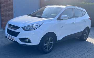 1.6i 2WD Style