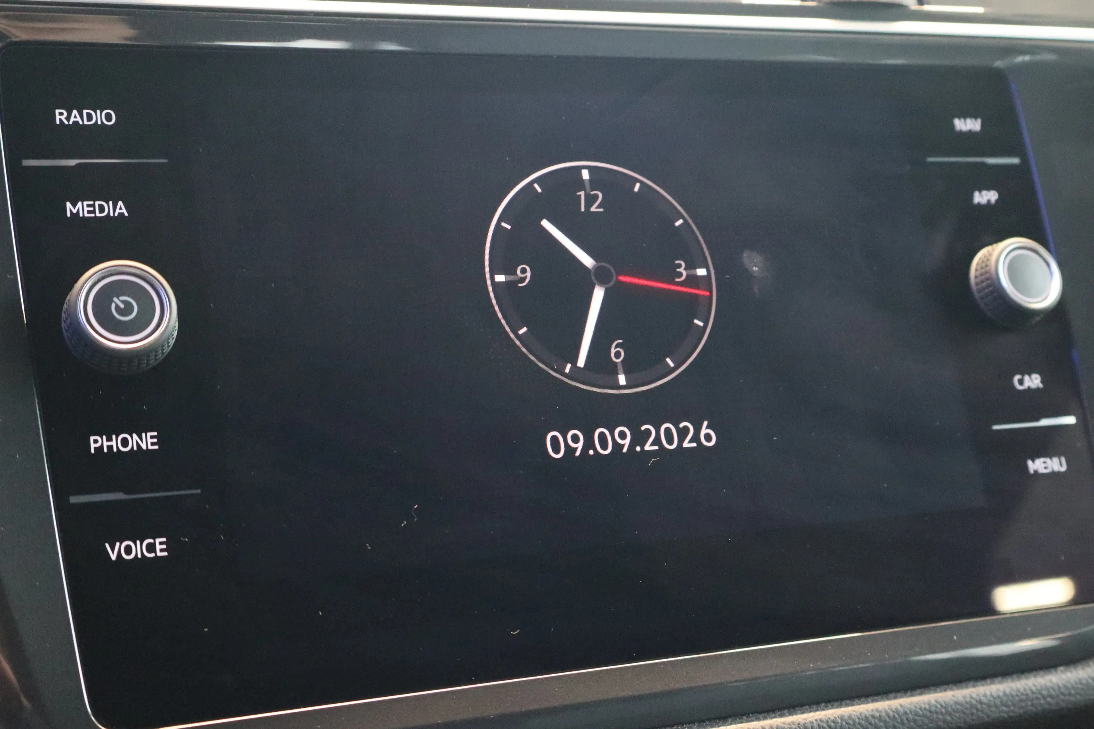 Volkswagen Tiguan Allspace 1.5 TSI R-Line Business 7p. 150PK TREKHAAK | Apple — photo 19