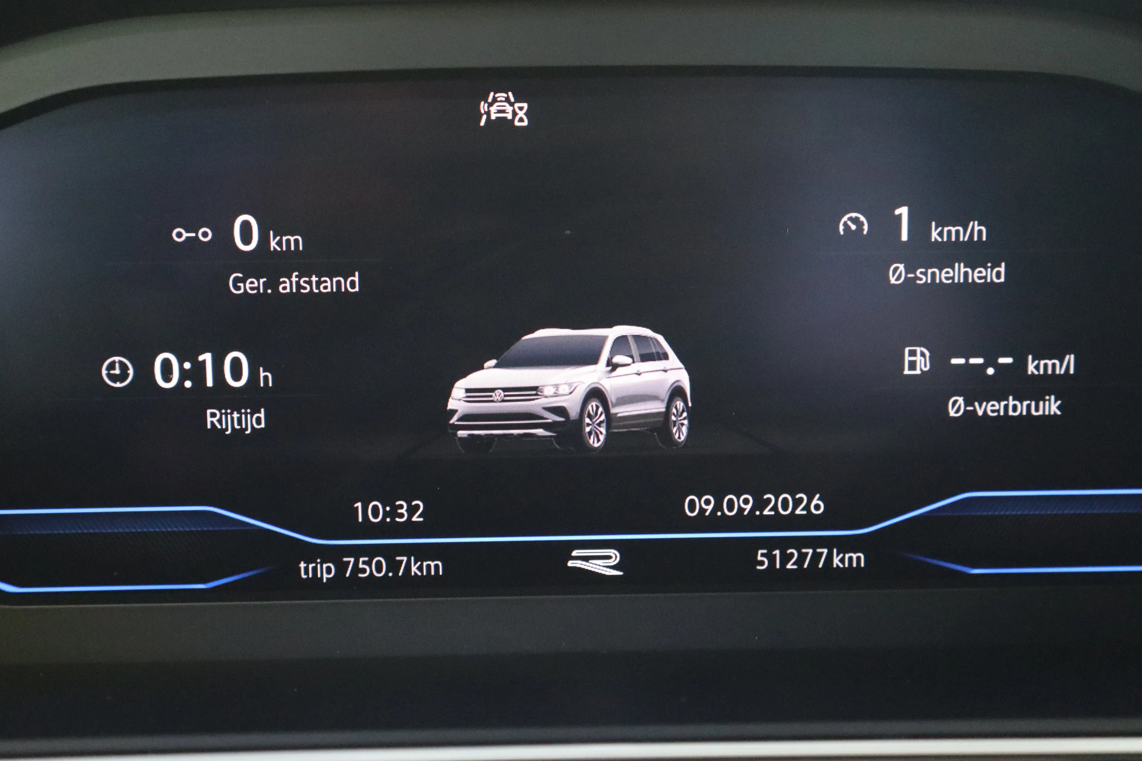 Volkswagen Tiguan Allspace 1.5 TSI R-Line Business 7p. 150PK TREKHAAK | Apple — photo 17