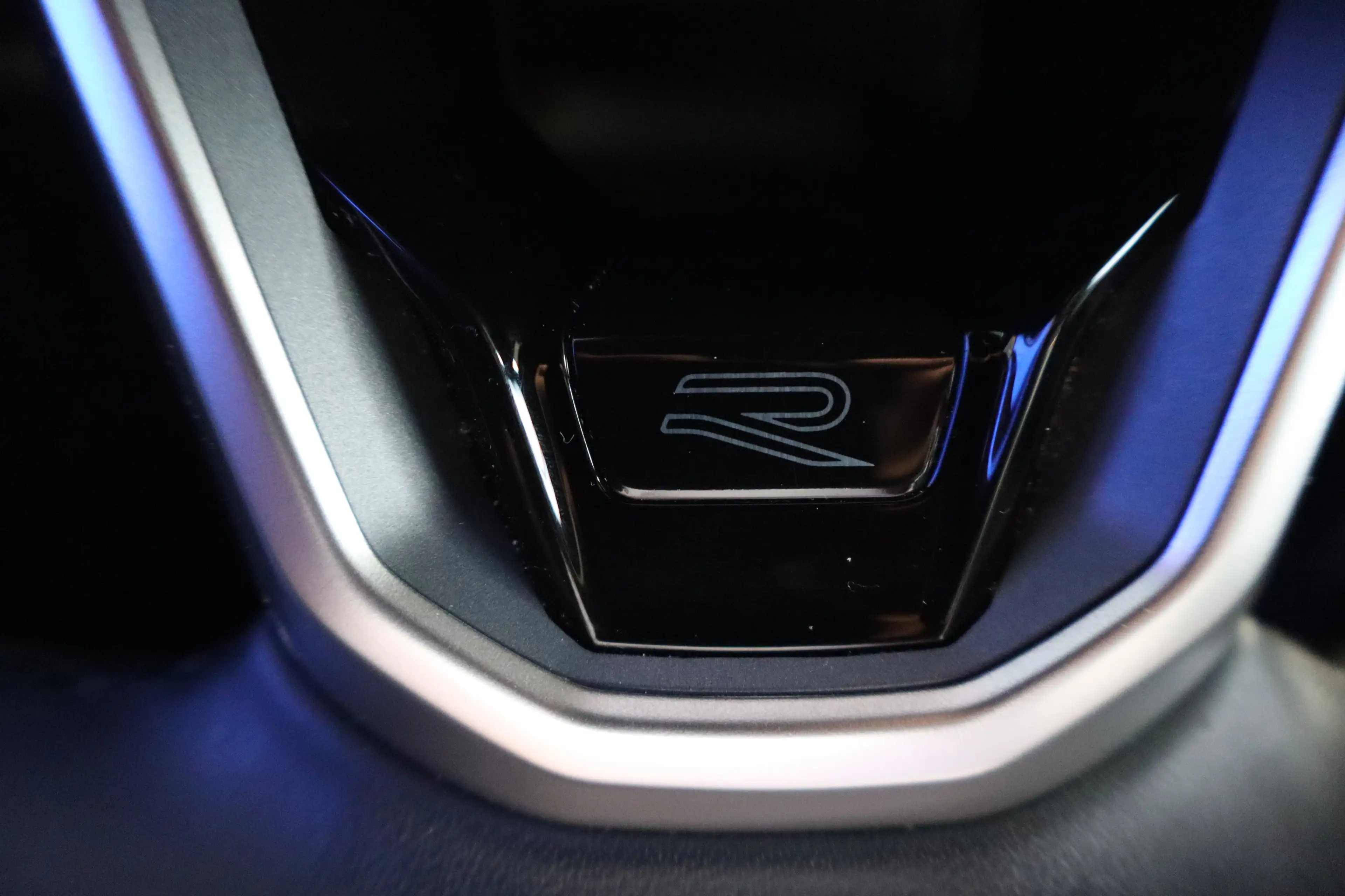 Volkswagen Tiguan Allspace 1.5 TSI R-Line Business 7p. 150PK TREKHAAK | Apple — photo 25