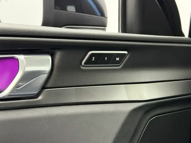 Lynk & Co 01 view 30