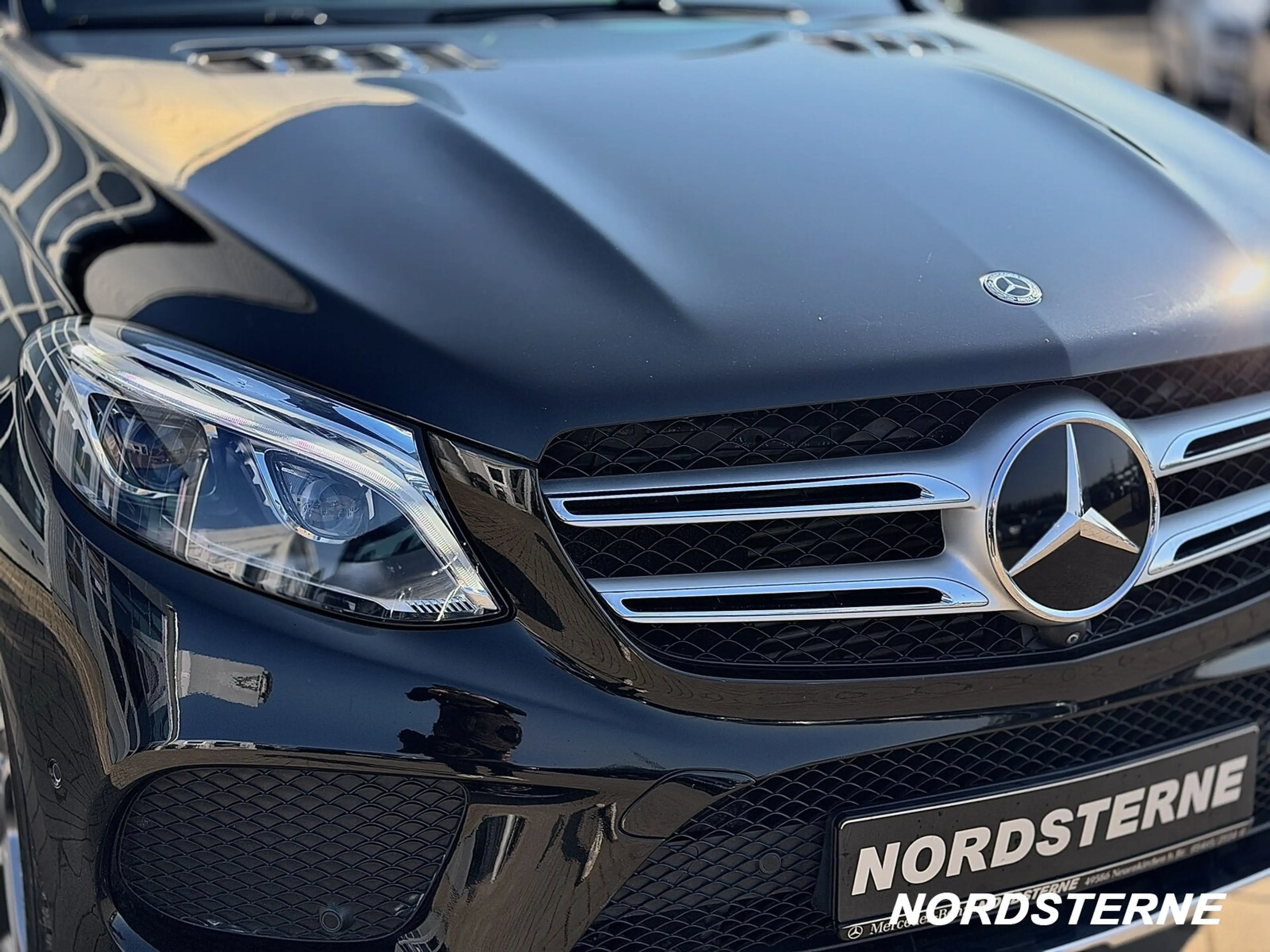 Mercedes-Benz GLE 350 GLE 350 d AMG Line 4Matic MEMORY+NAVI+DISTRONIC — photo 12