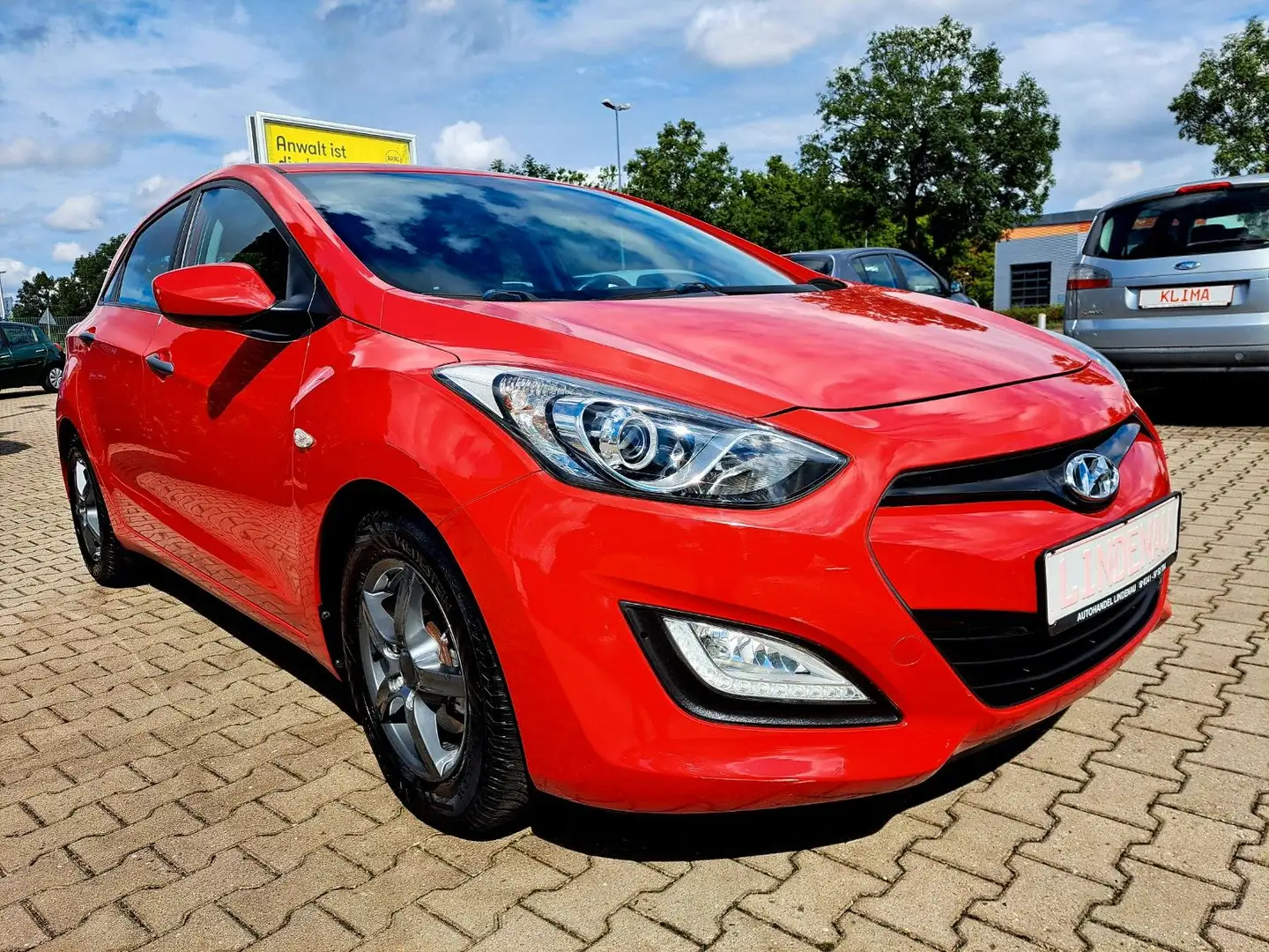 Hyundai i30 Classic Rot - 2