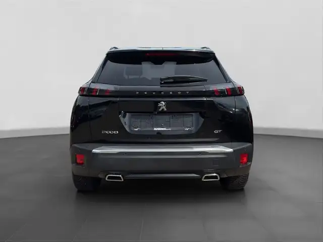 Peugeot 2008 view 4
