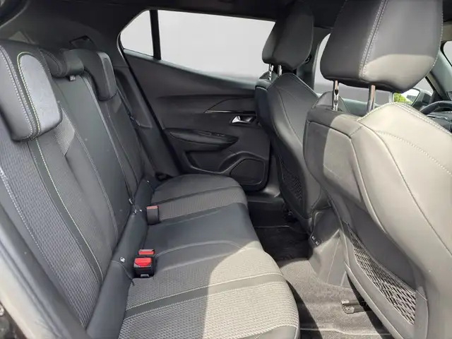 Peugeot 2008 view 15
