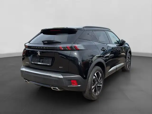 Peugeot 2008 view 5