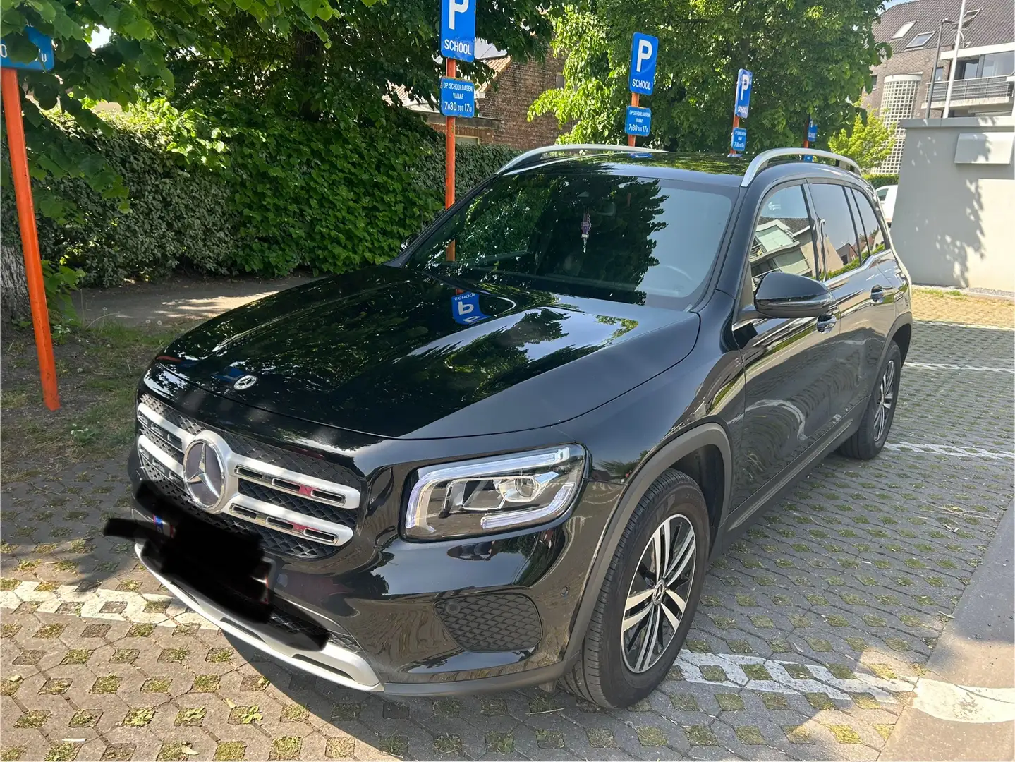 Mercedes-Benz GLB 200 d 4Matic 8G-DCT Style Zwart - 2