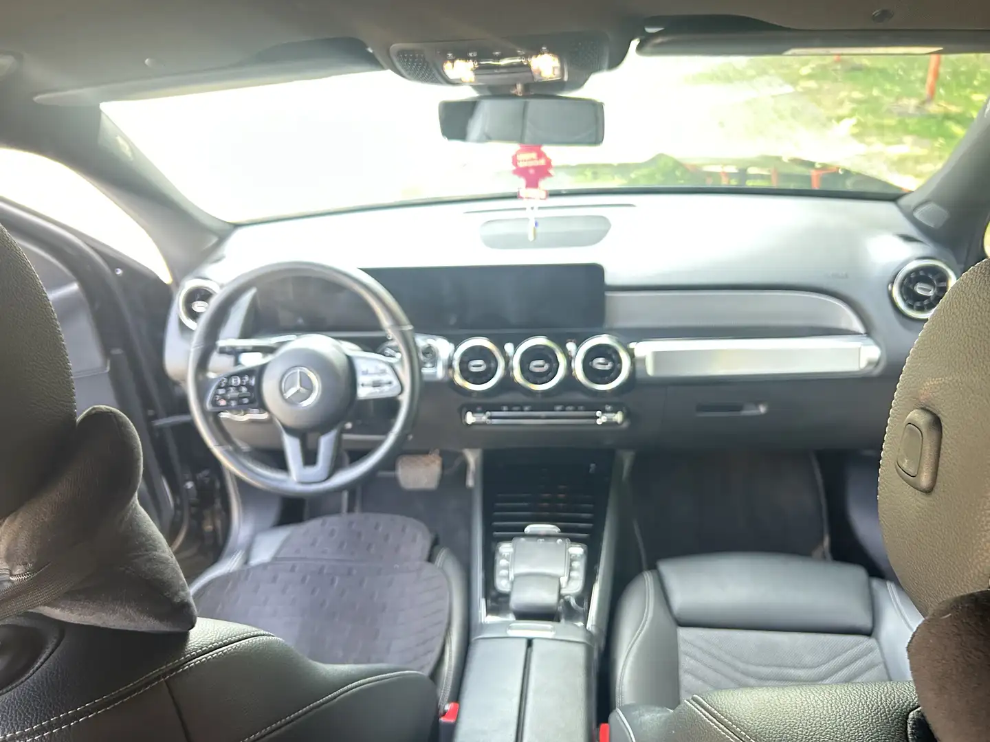 Mercedes-Benz GLB 200 d 4Matic 8G-DCT Style Zwart - 1