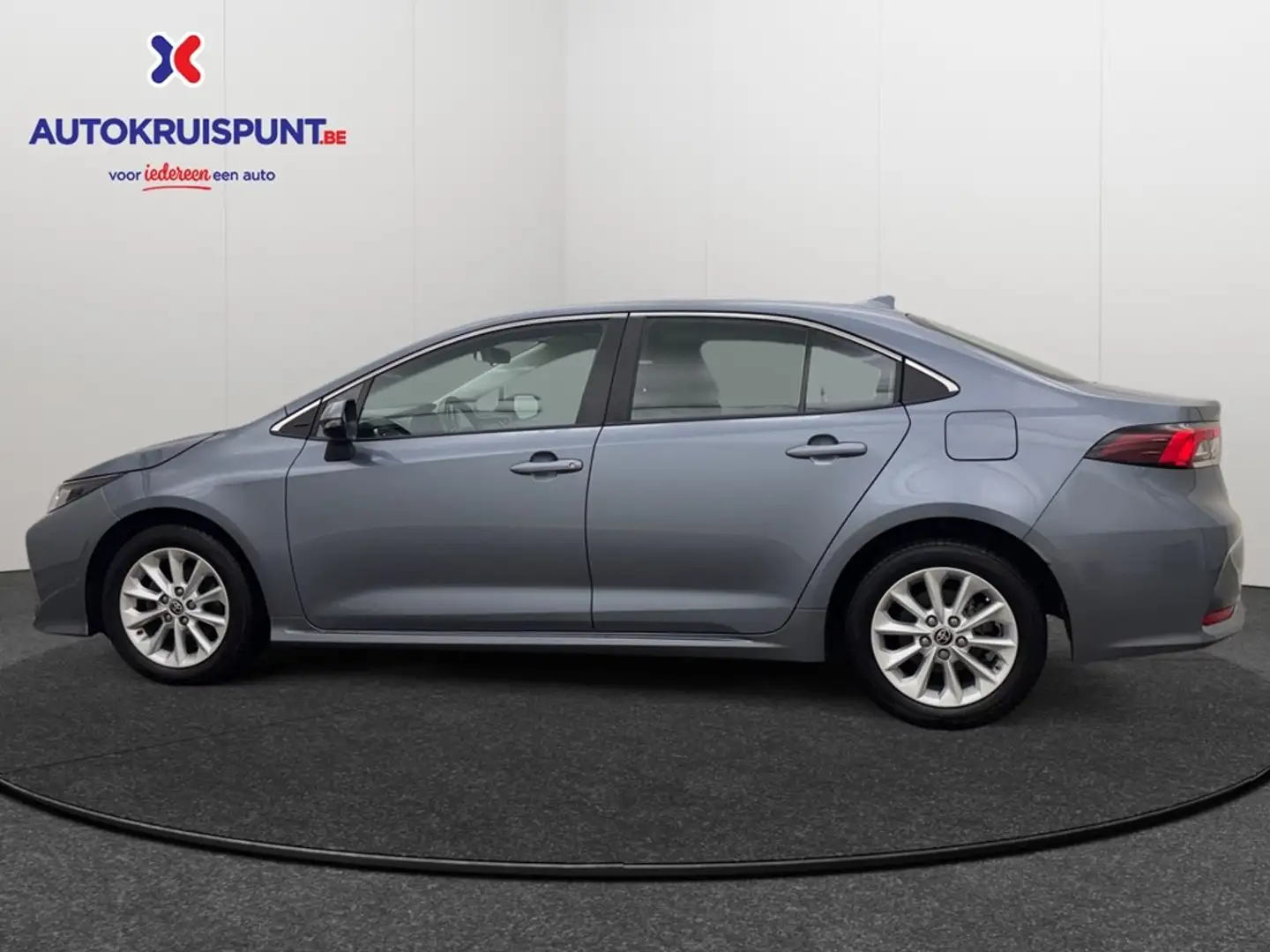 Toyota Corolla 1.5 VVT-I Sedan Dig.Aico Apple Carplay / Android A Grijs - 2