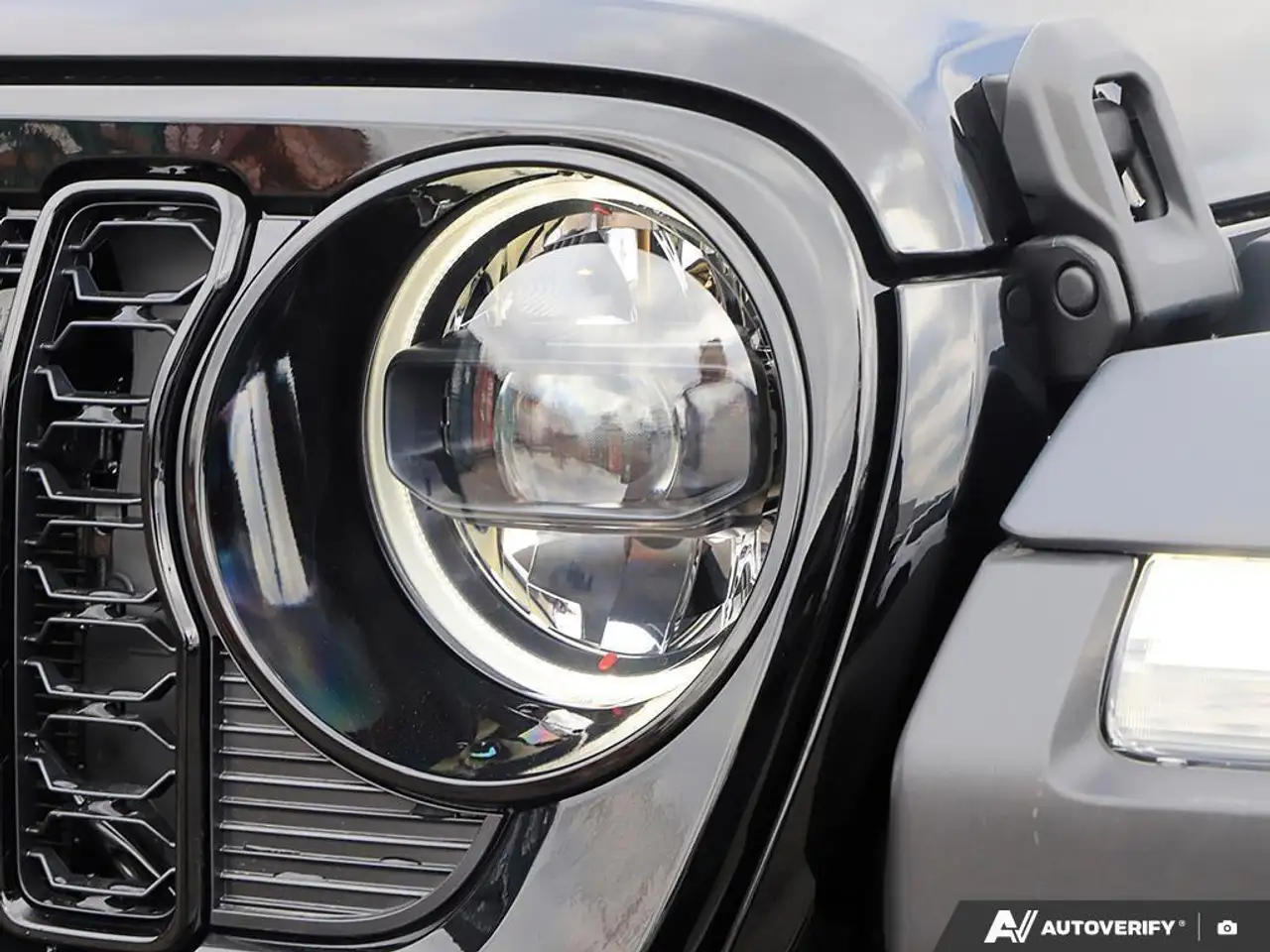 Jeep Wrangler снимка Jeep Wrangler
