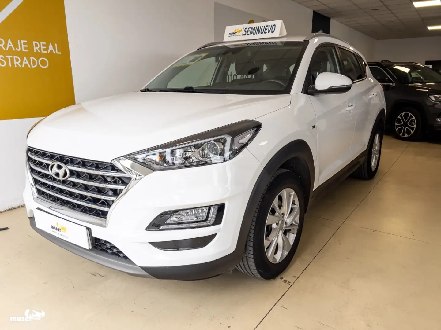 Hyundai TUCSON 1.6CRDI 48V SLE 4x2 Blanco - 1