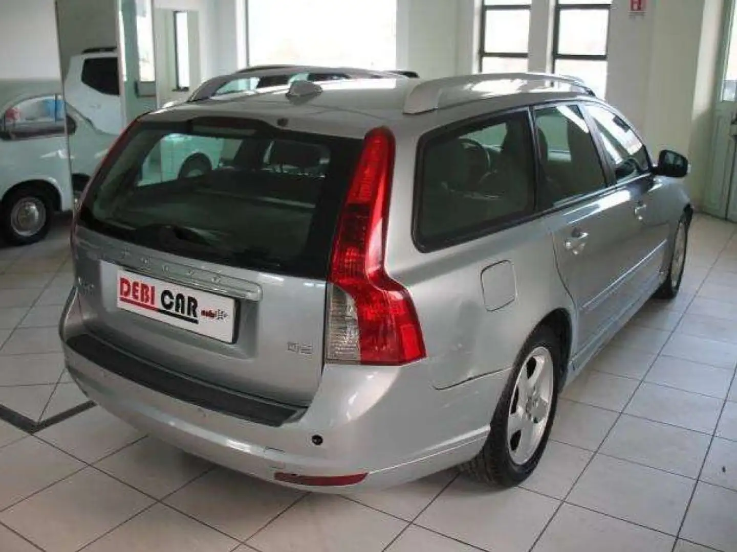 Volvo V50 TDCI Gris - 1